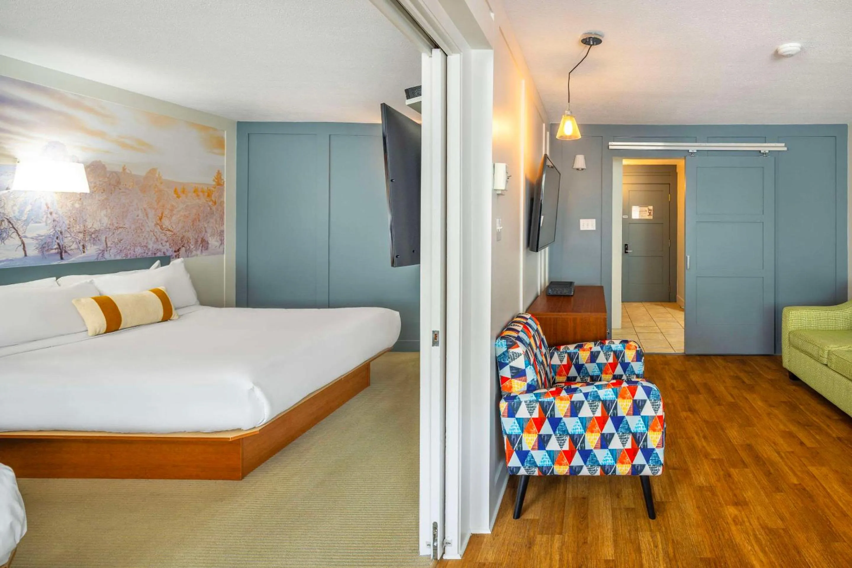 Bedroom, Bed in Clarion Pointe La Malbaie