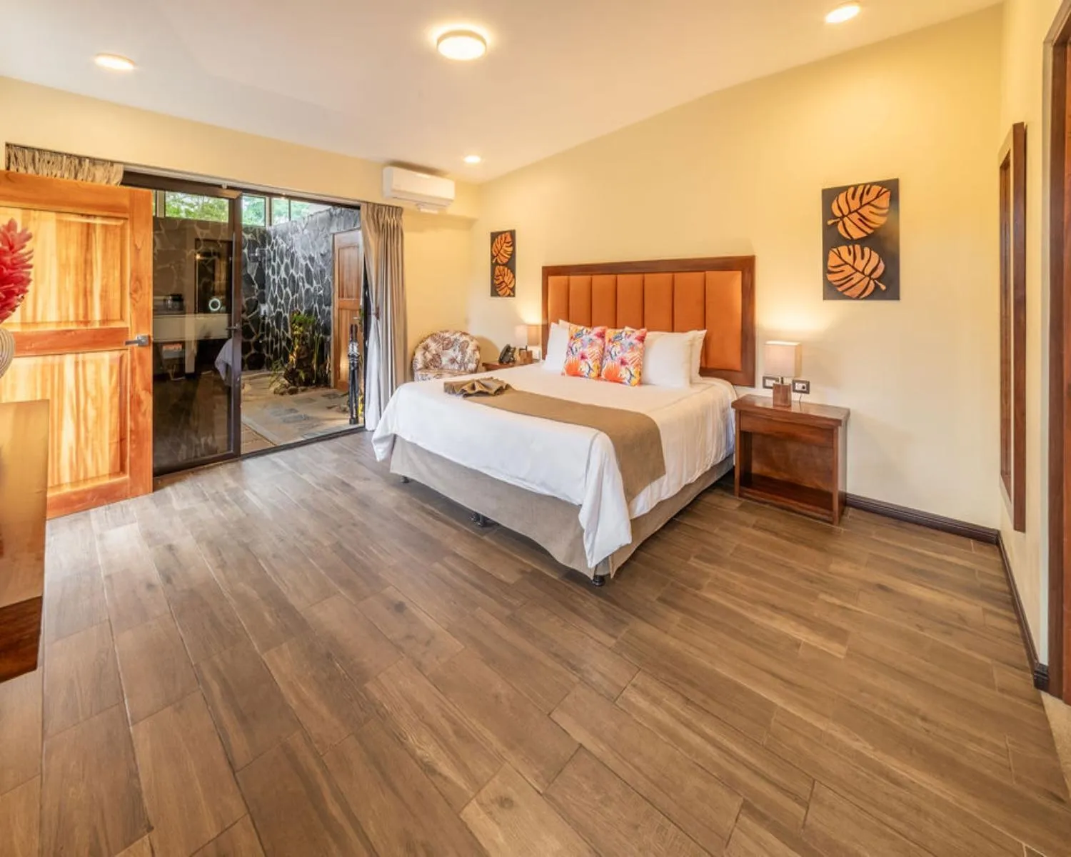 Photo of the whole room, Bed in Hotel & Spa Poco a Poco - Costa Rica