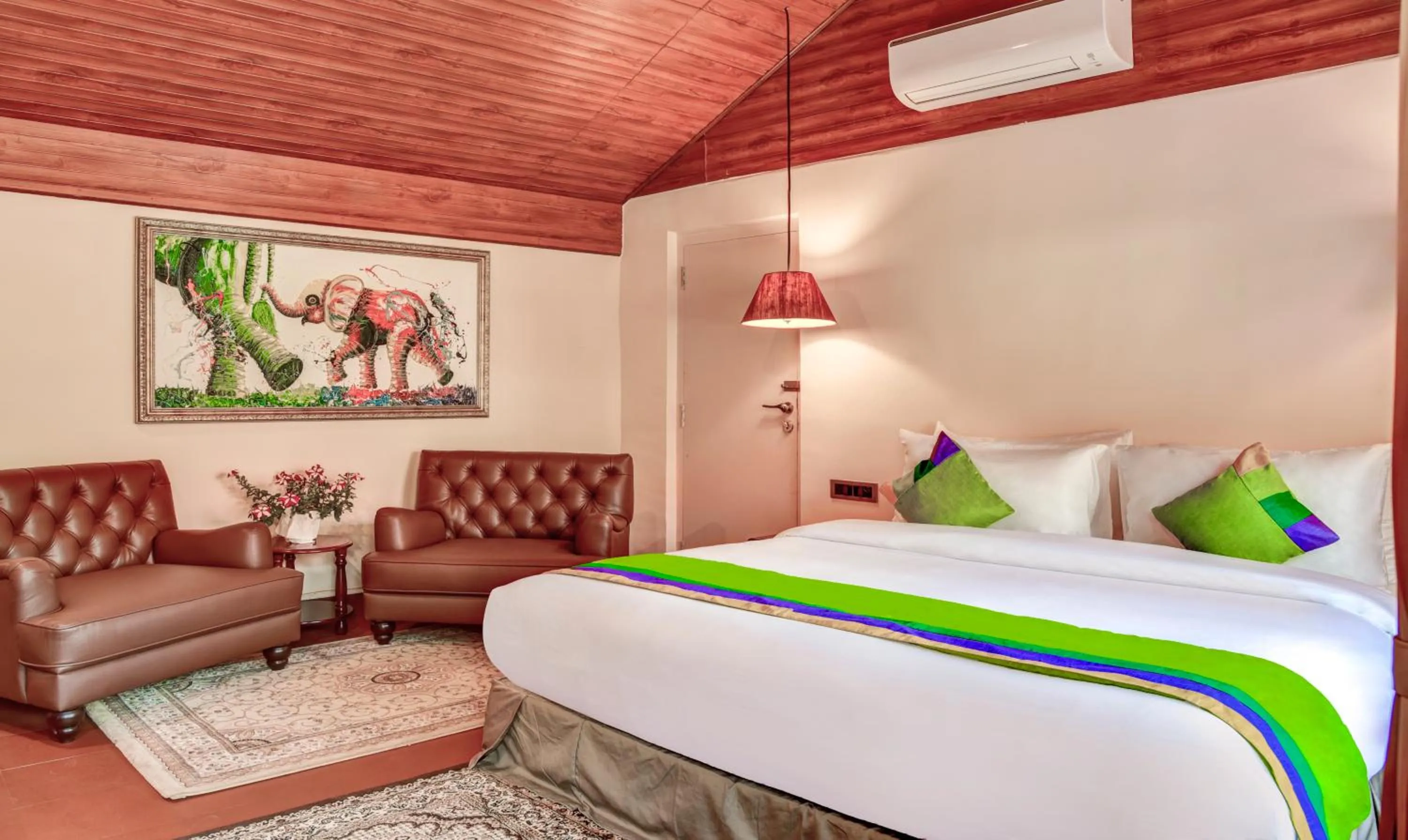 Bedroom, Bed in Treebo Premium Blue Mountain Country Club And Resort