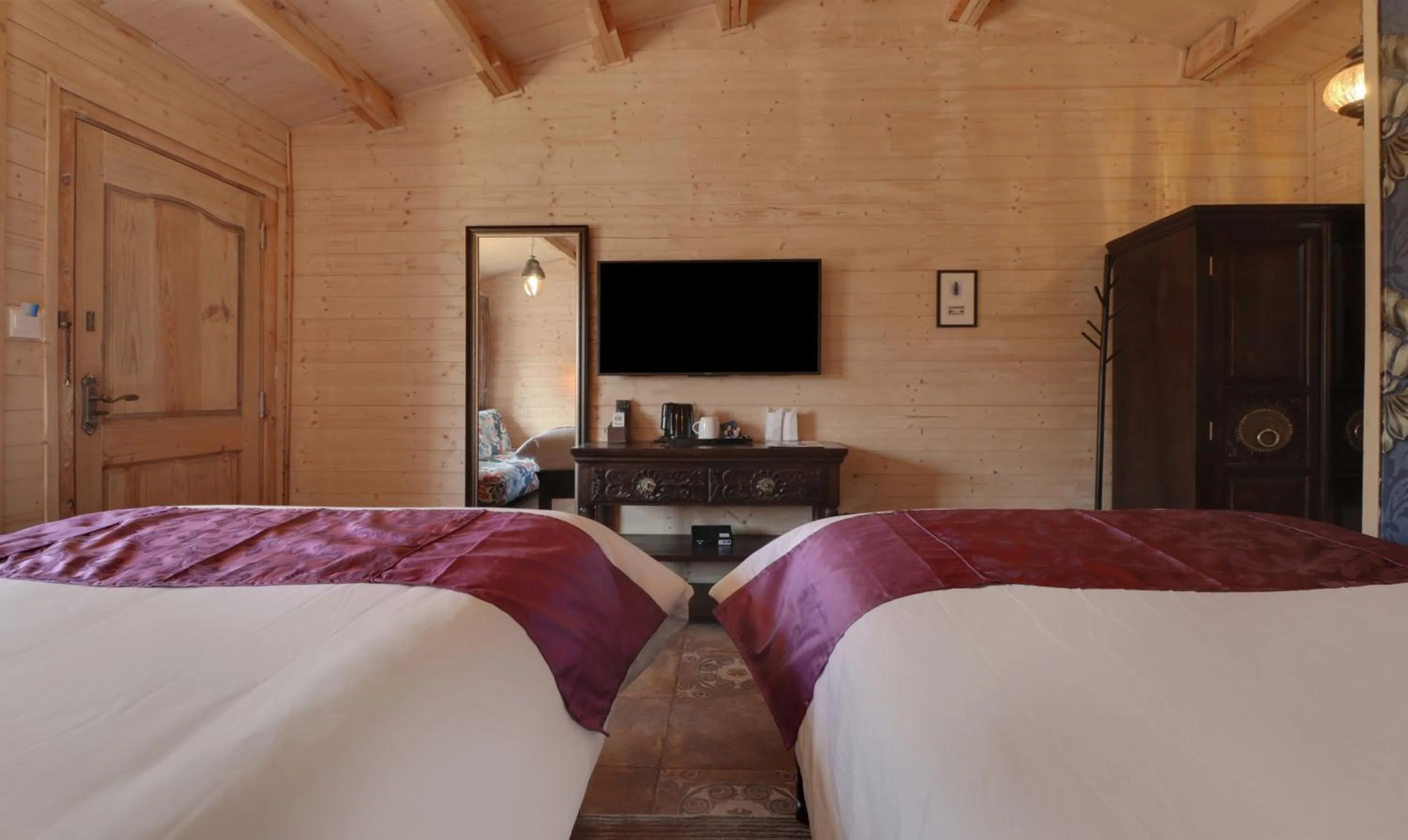 Bedroom, Bed in Treebo Premium Blue Mountain Country Club And Resort