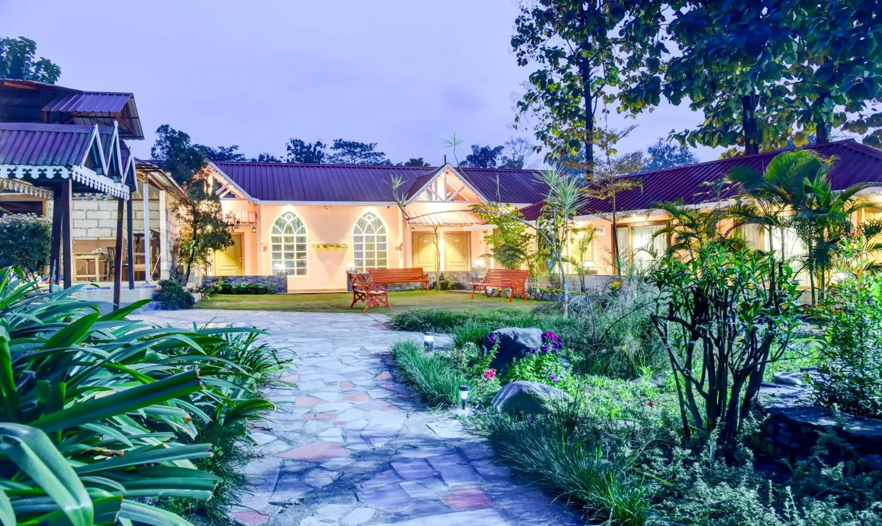 Facade/entrance in Treebo Premium Blue Mountain Country Club And Resort