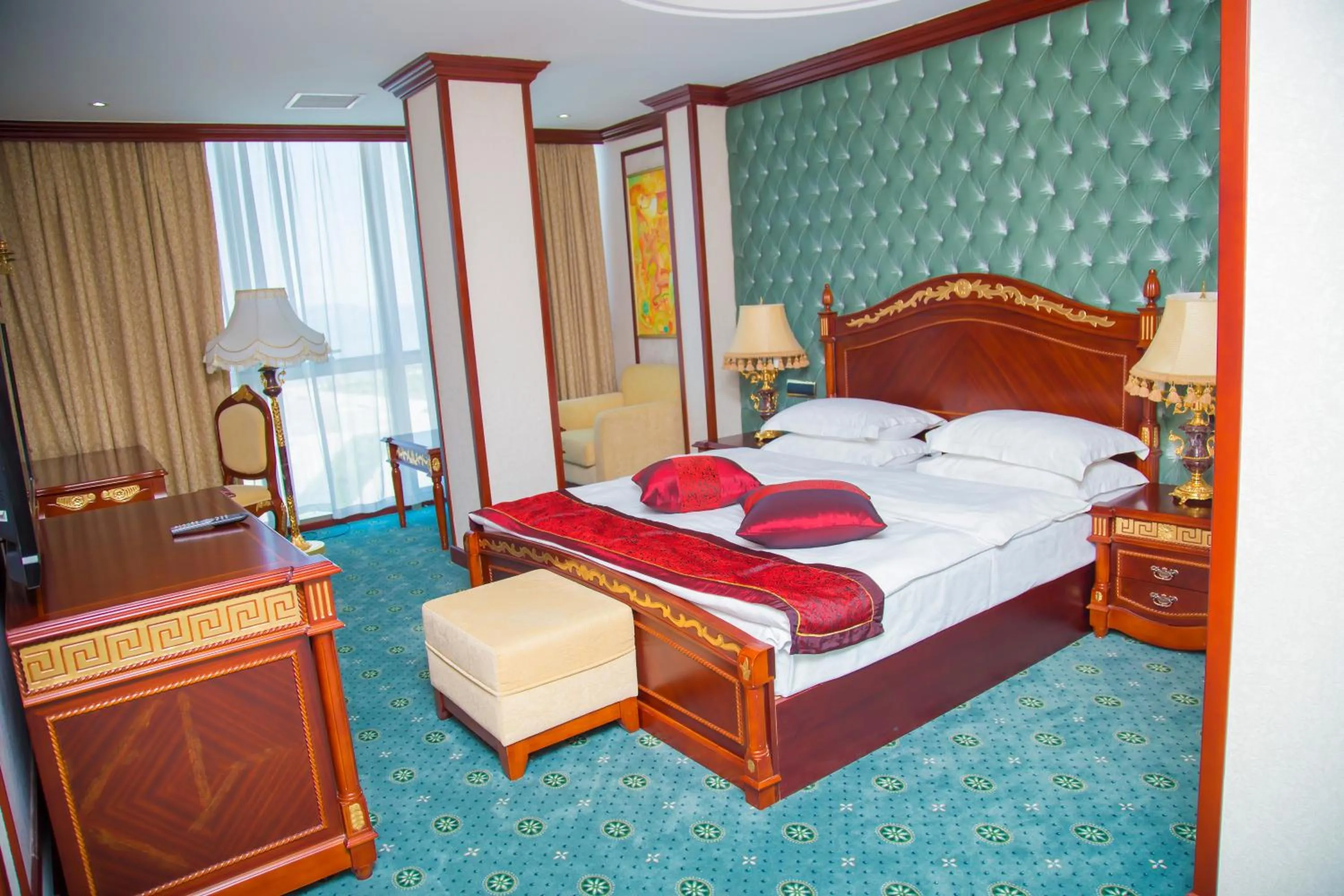 Photo of the whole room, Bed in Golden Coast Hotel