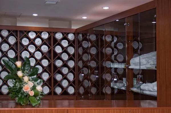 Spa and wellness centre/facilities in Golden Coast Hotel