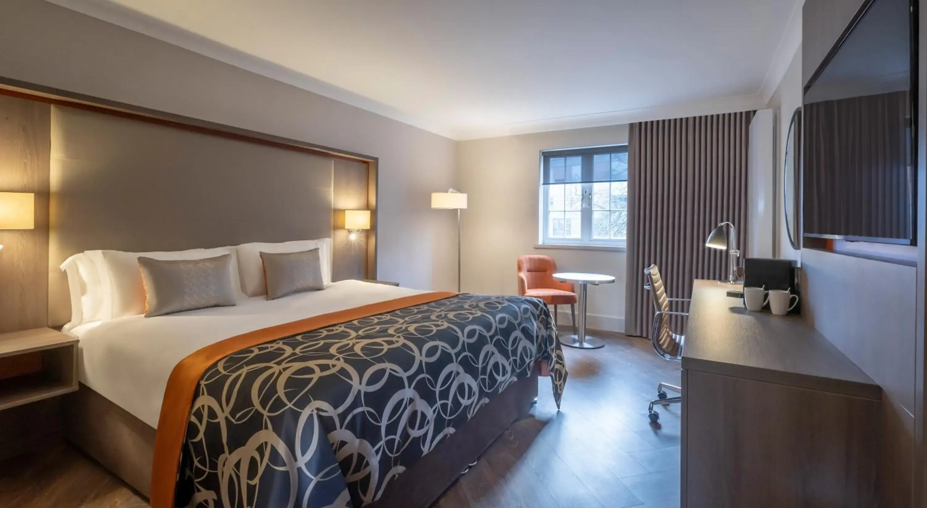 Superior King Room in Clayton Hotel Ballsbridge Superior King Room in Clayton Hotel Ballsbridge