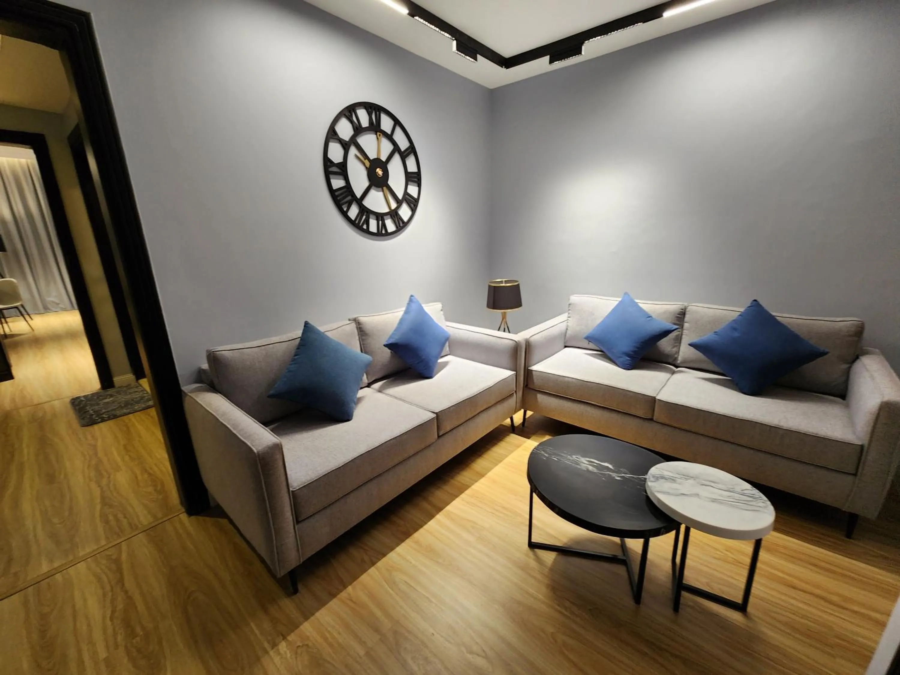 Seating area, Bed in Qasr Al Sahab