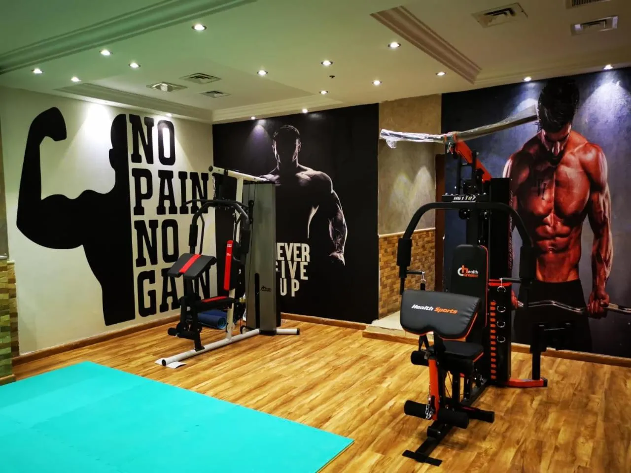 Fitness centre/facilities in Qasr Al Sahab