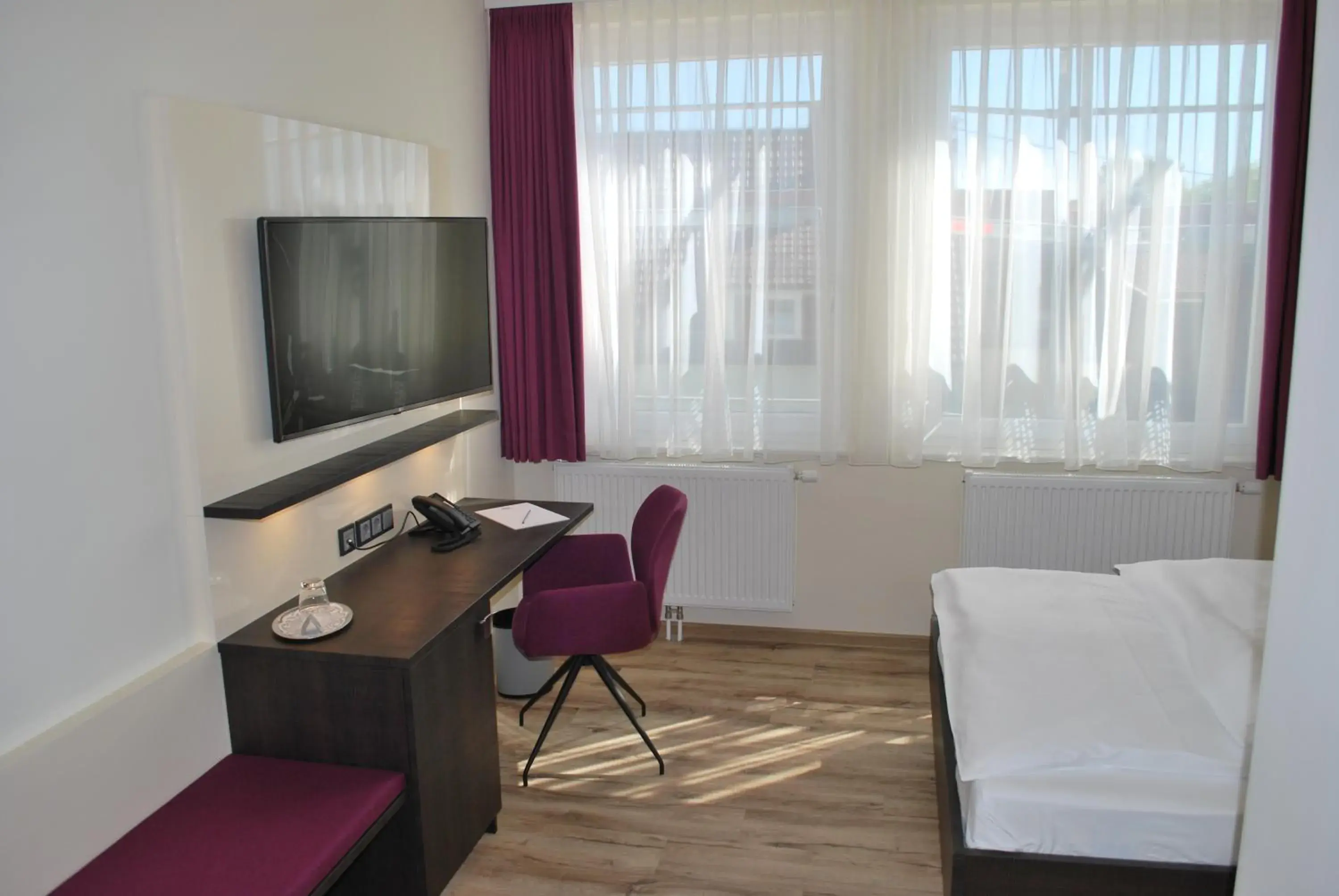 Single Room in Hotel am Berg Esslingen Single Room in Hotel am Berg Esslingen