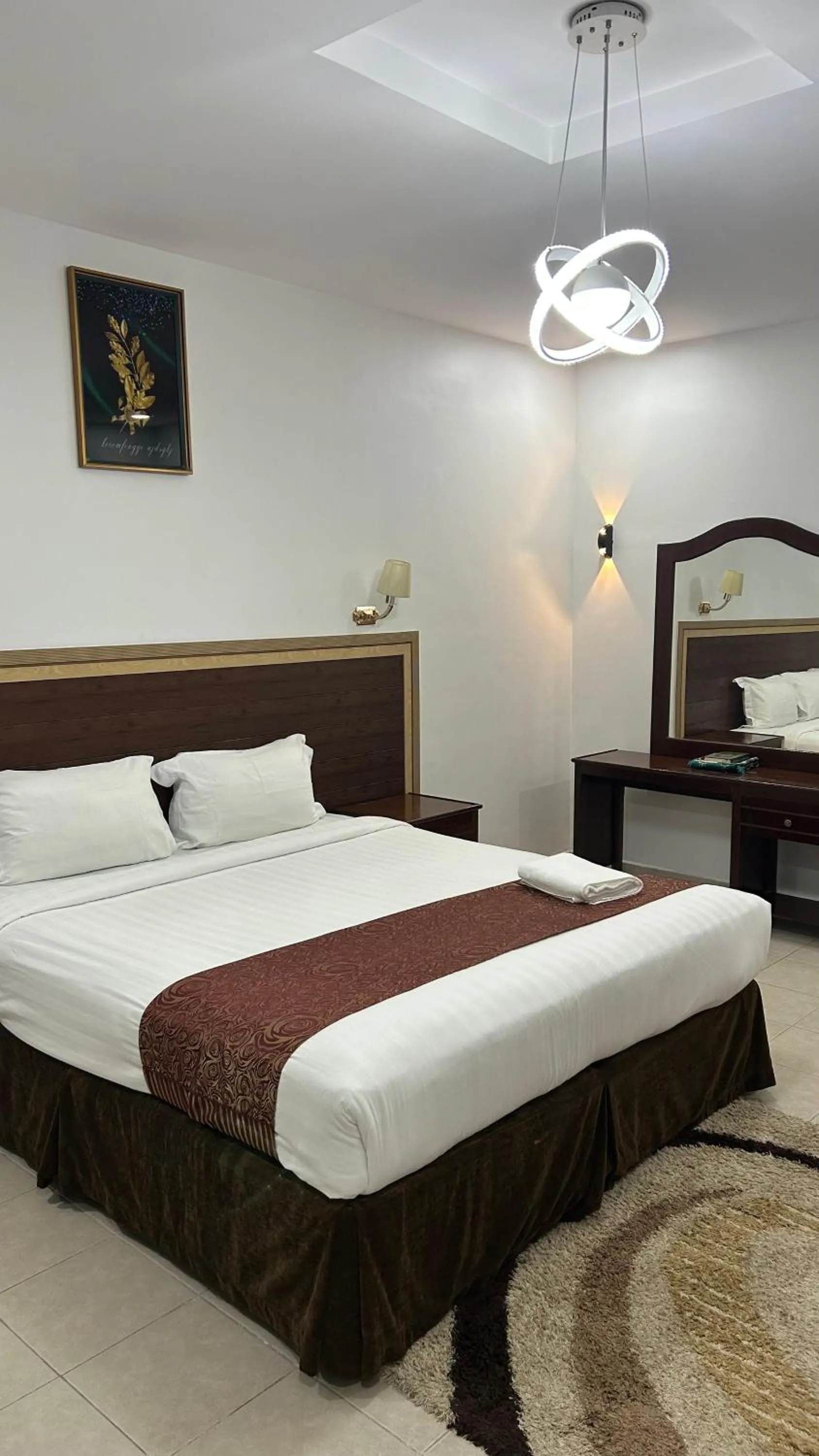 Restaurant/places to eat, Bed in Seasons Apartments