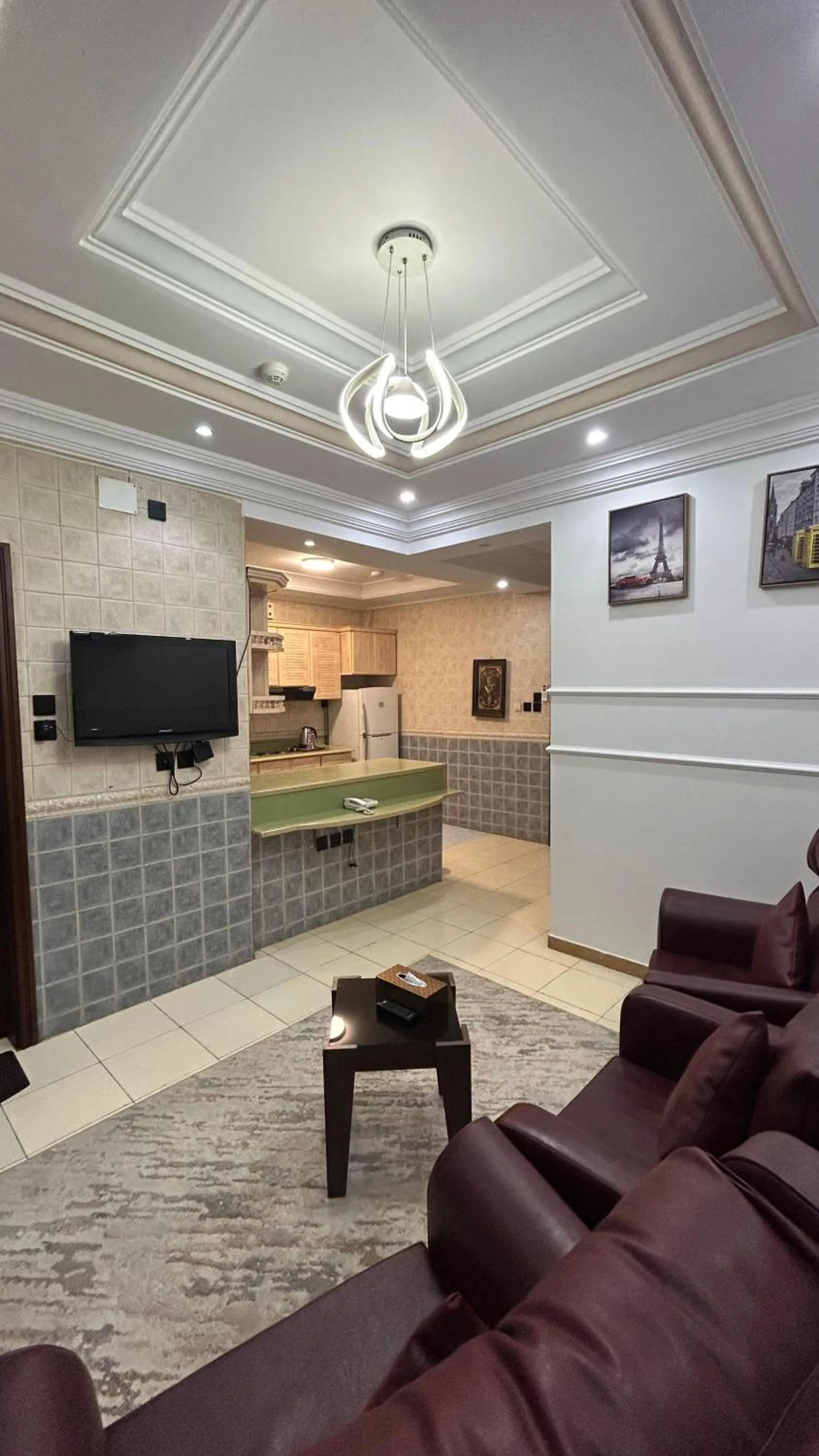Restaurant/places to eat in Seasons Apartments