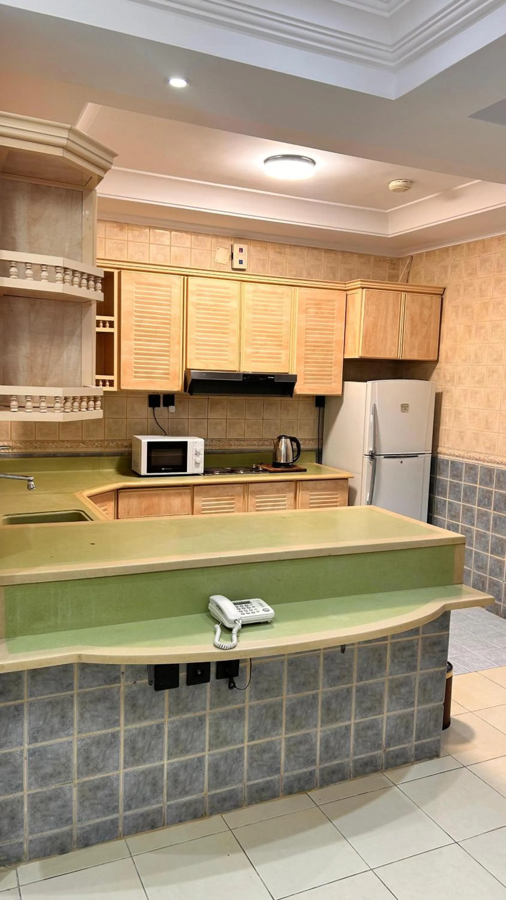 Restaurant/places to eat in Seasons Apartments