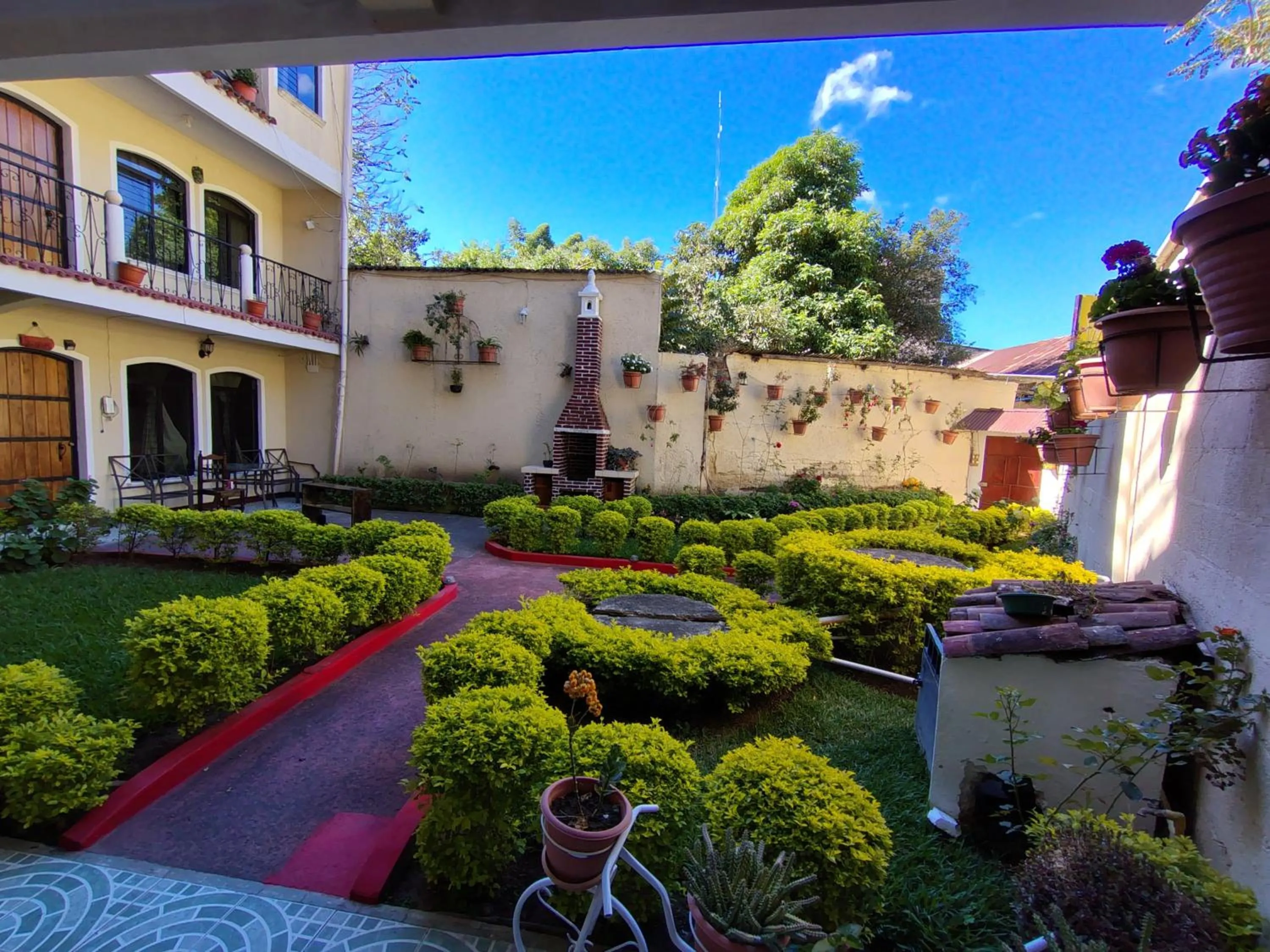 Garden view in Casa Elefante Dormido