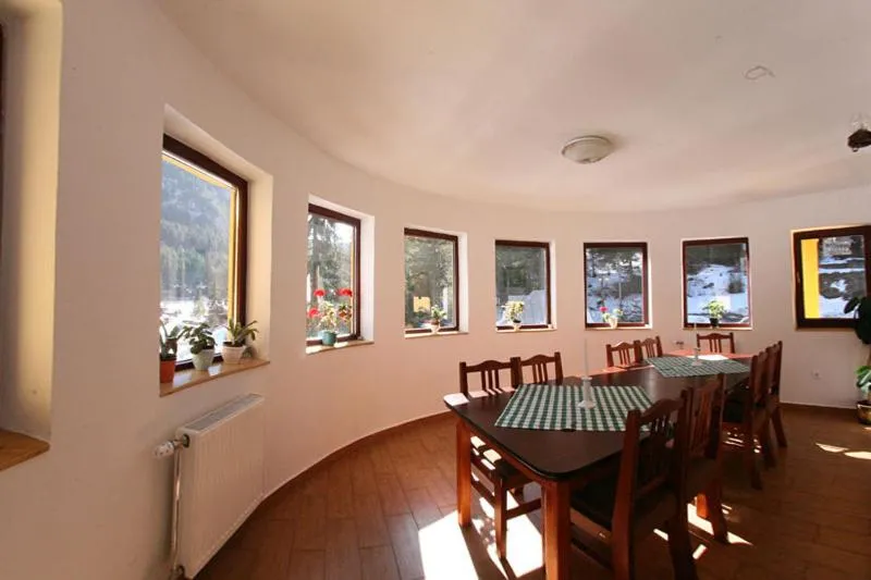 Dining area in Vila Gal