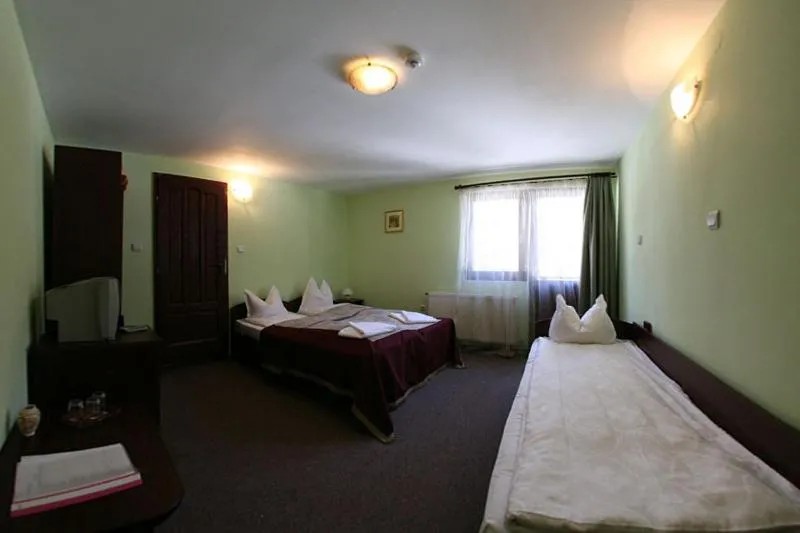 Photo of the whole room, Bed in Vila Gal