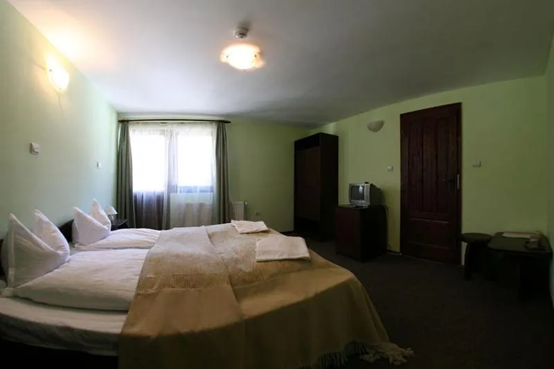Photo of the whole room, Bed in Vila Gal