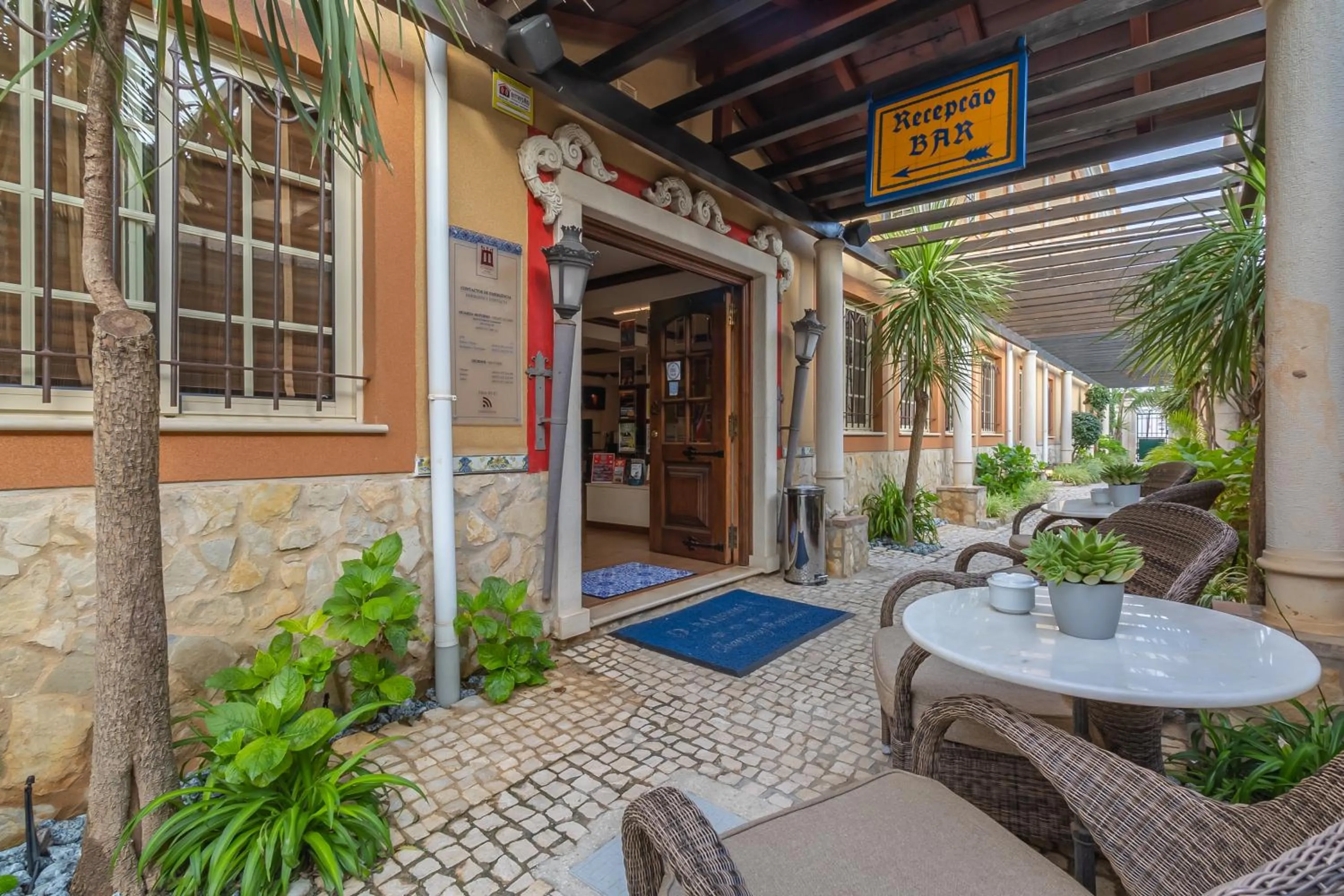 Charming Residence & Guest House Dom Manuel I Adults only