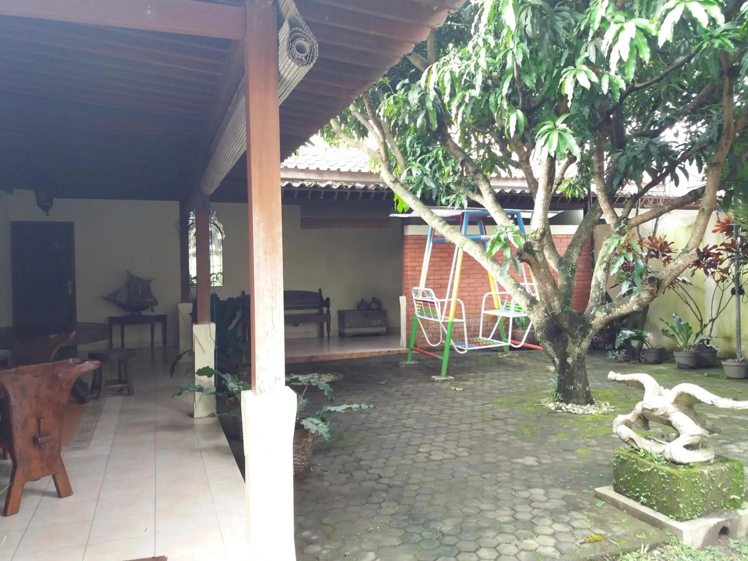 Patio in Alam Jogja Resort Mitra RedDoorz Patio in Alam Jogja Resort Mitra RedDoorz