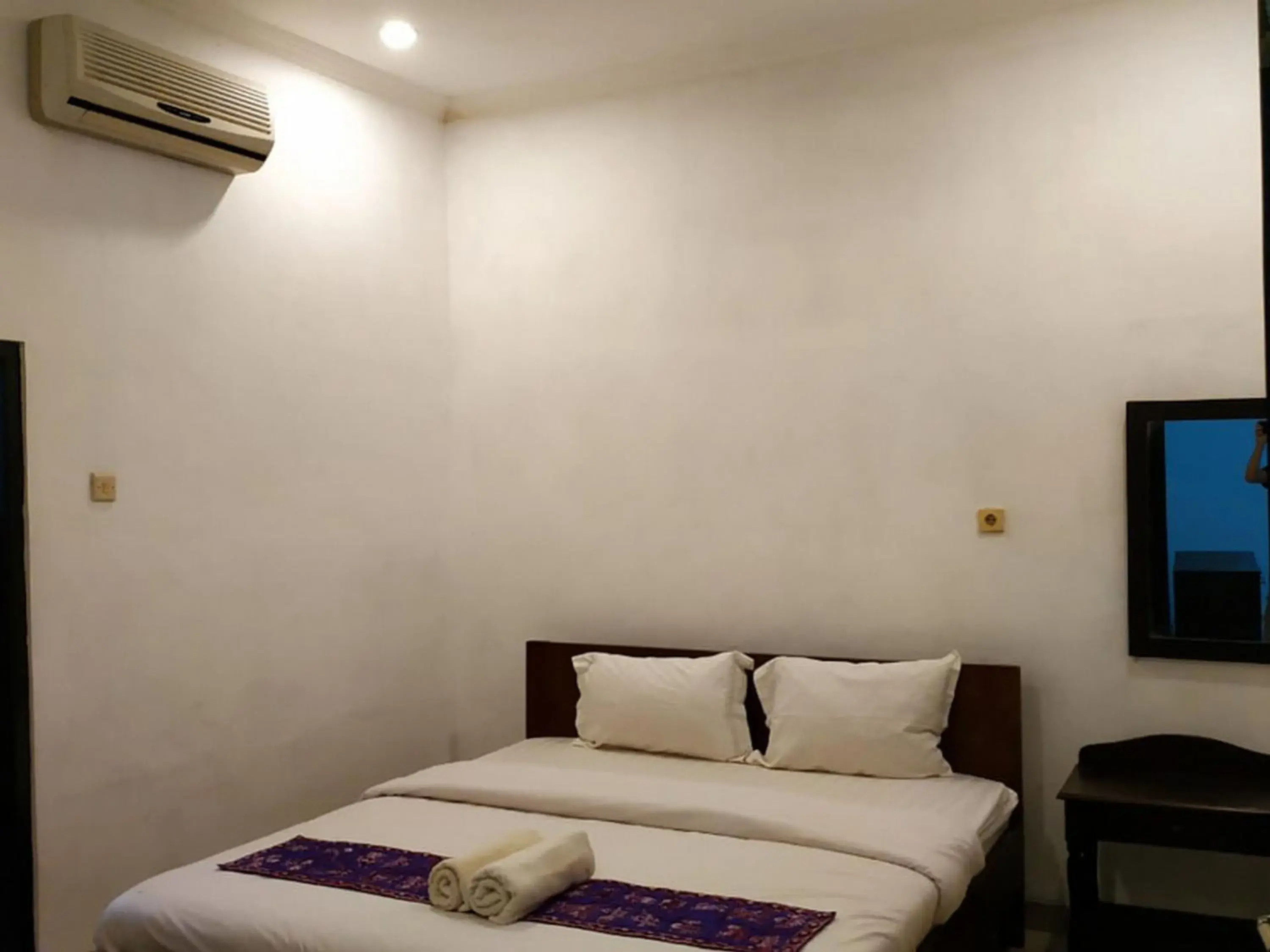 Bed in Alam Jogja Resort Mitra RedDoorz Bed in Alam Jogja Resort Mitra RedDoorz