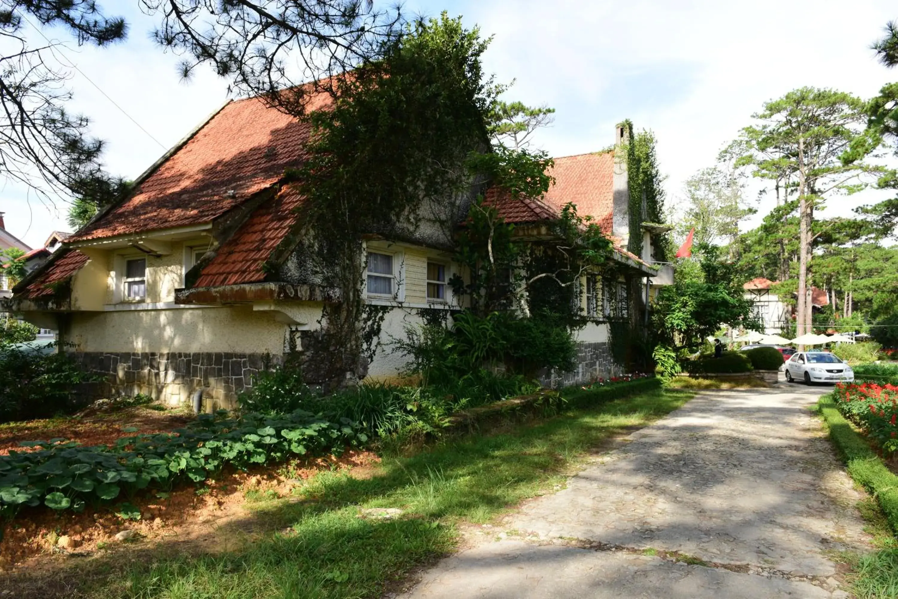 Property building in Dalat Cadasa Resort Property building in Dalat Cadasa Resort