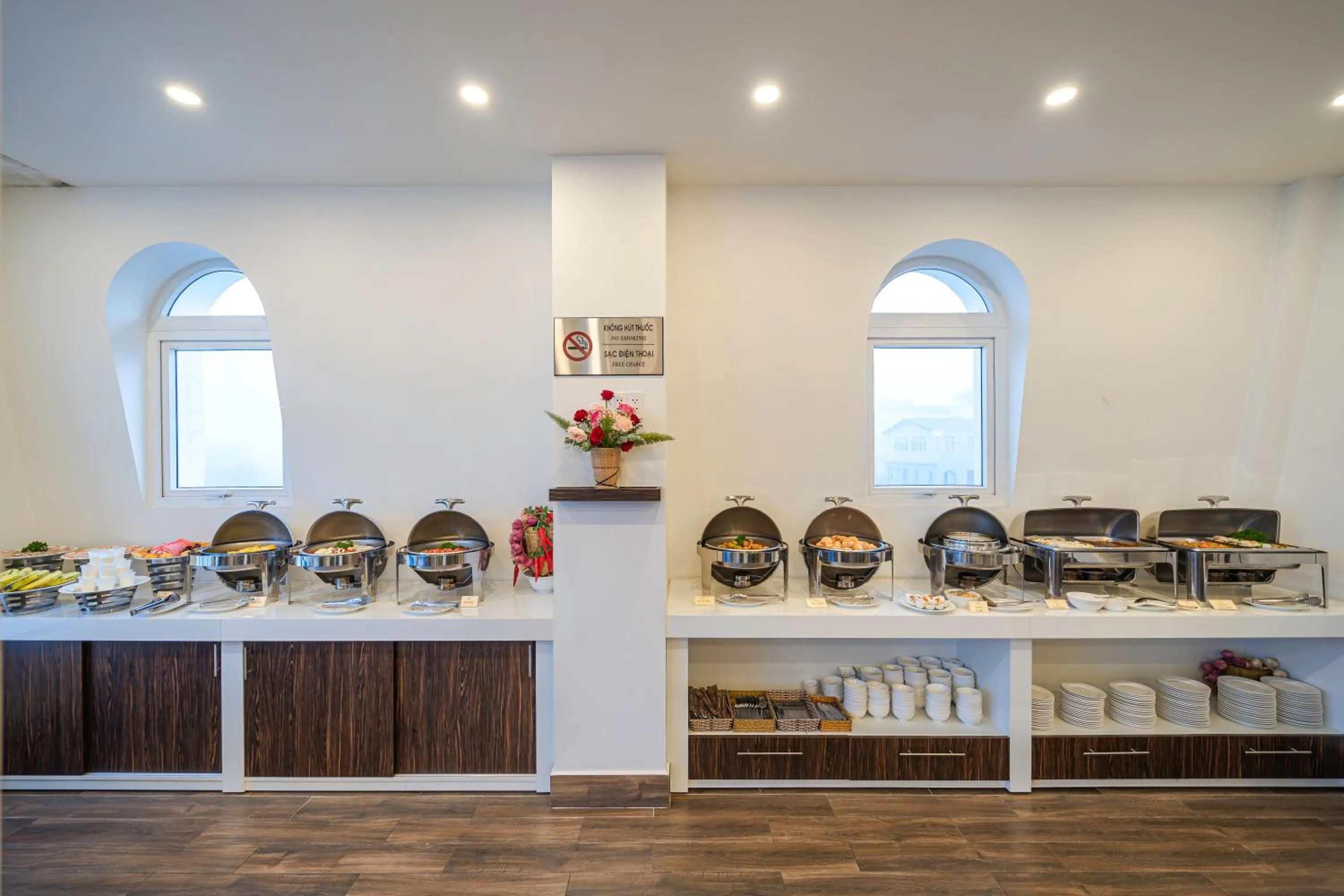 Restaurant/places to eat in Minh Chien Hotel