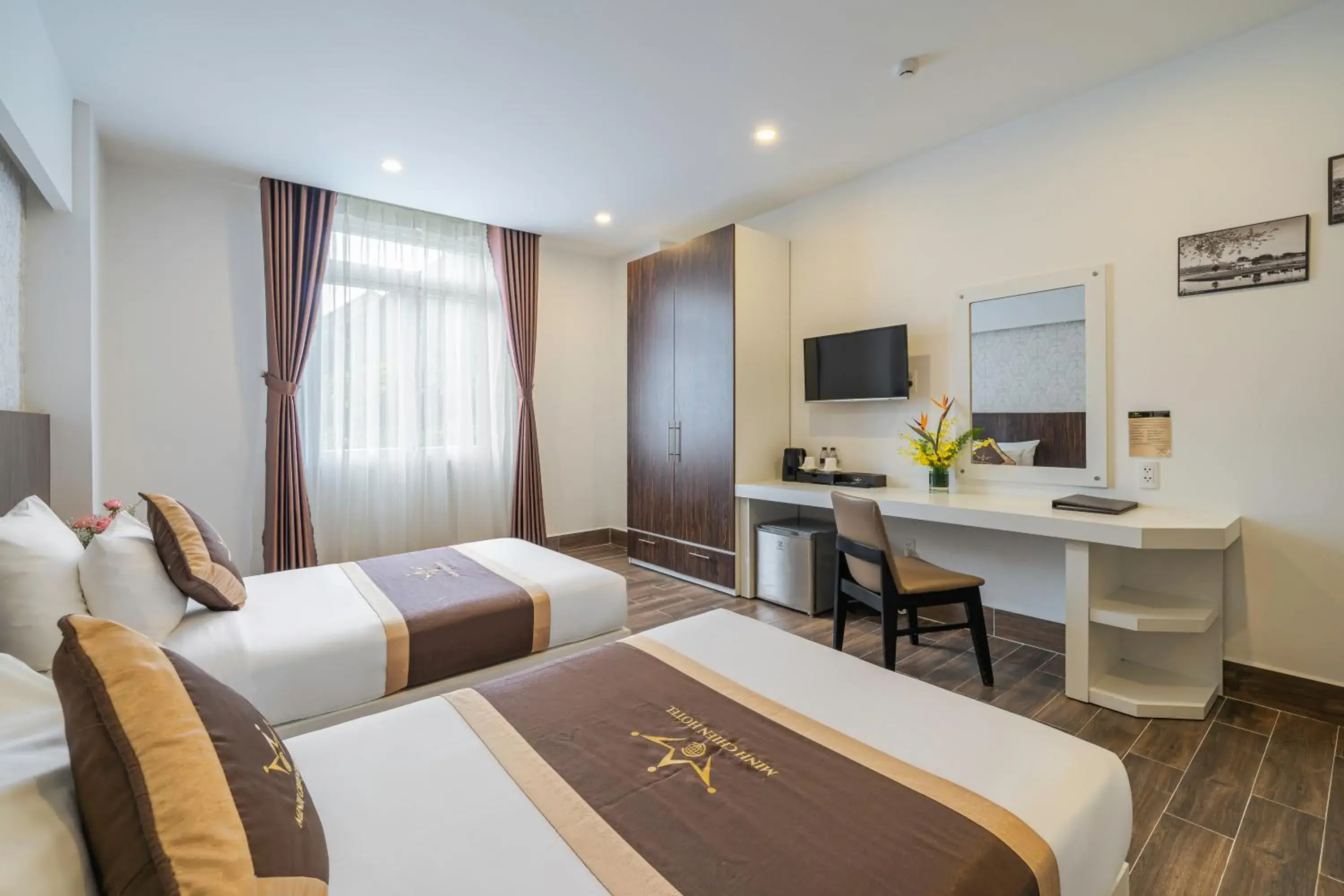 Bedroom, Bed in Minh Chien Hotel Bedroom, Bed in Minh Chien Hotel