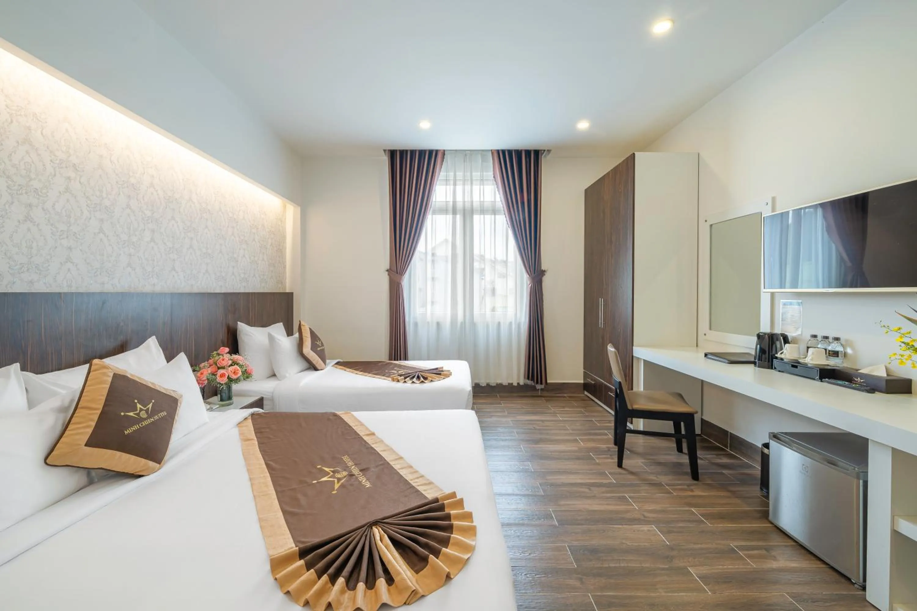 Bedroom, Bed in Minh Chien Hotel