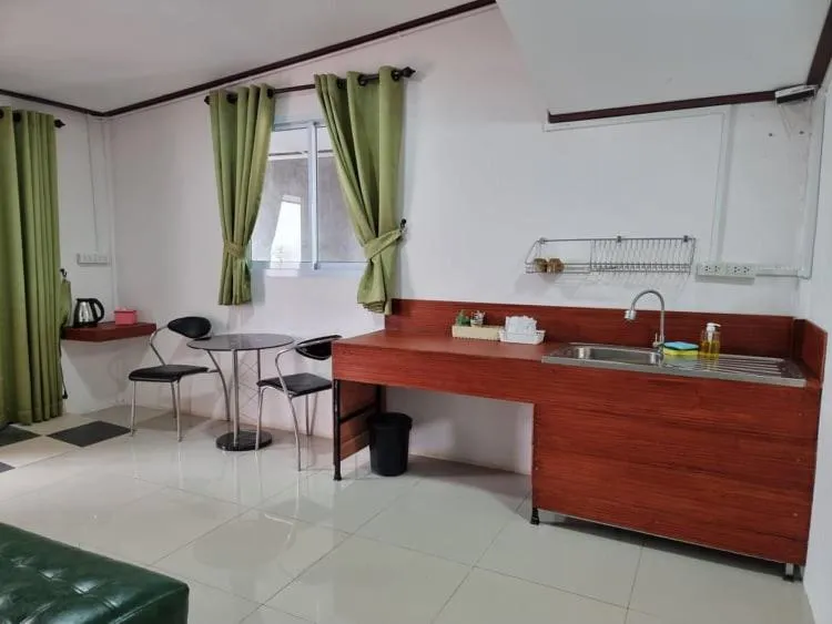 Baan Sabaijai Resort