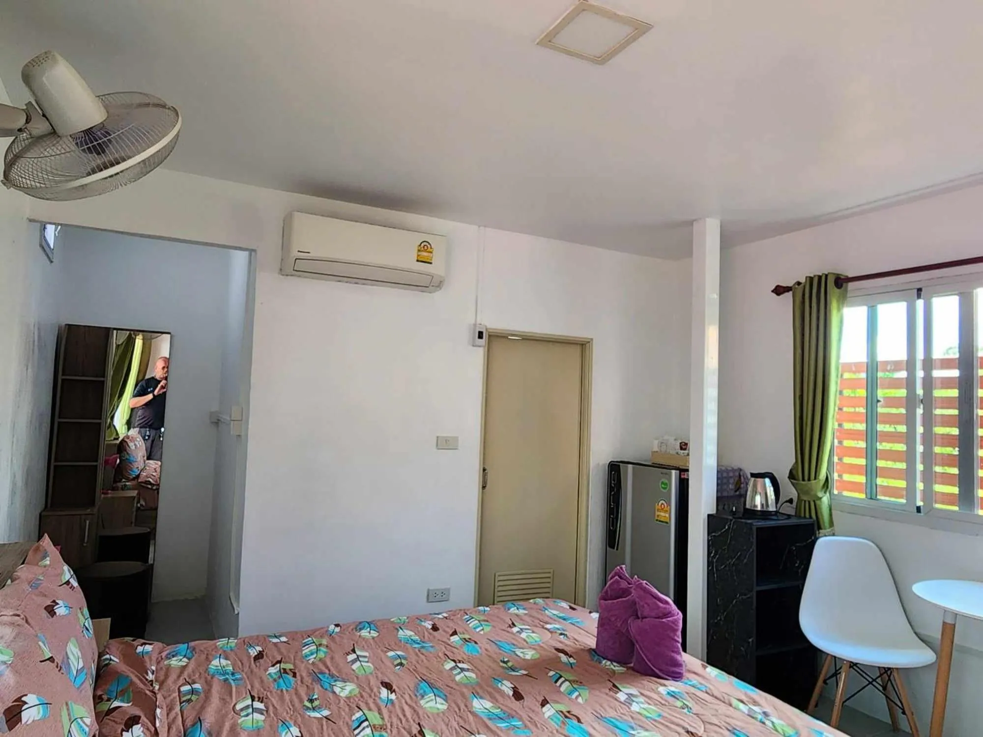 Bed in Baan Sabaijai Resort