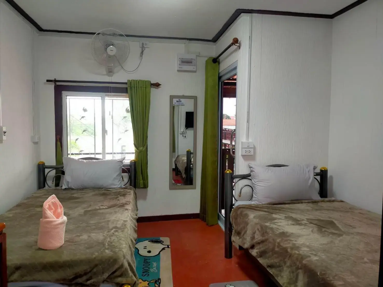 Small Twin Room in Baan Sabaijai Resort Small Twin Room in Baan Sabaijai Resort