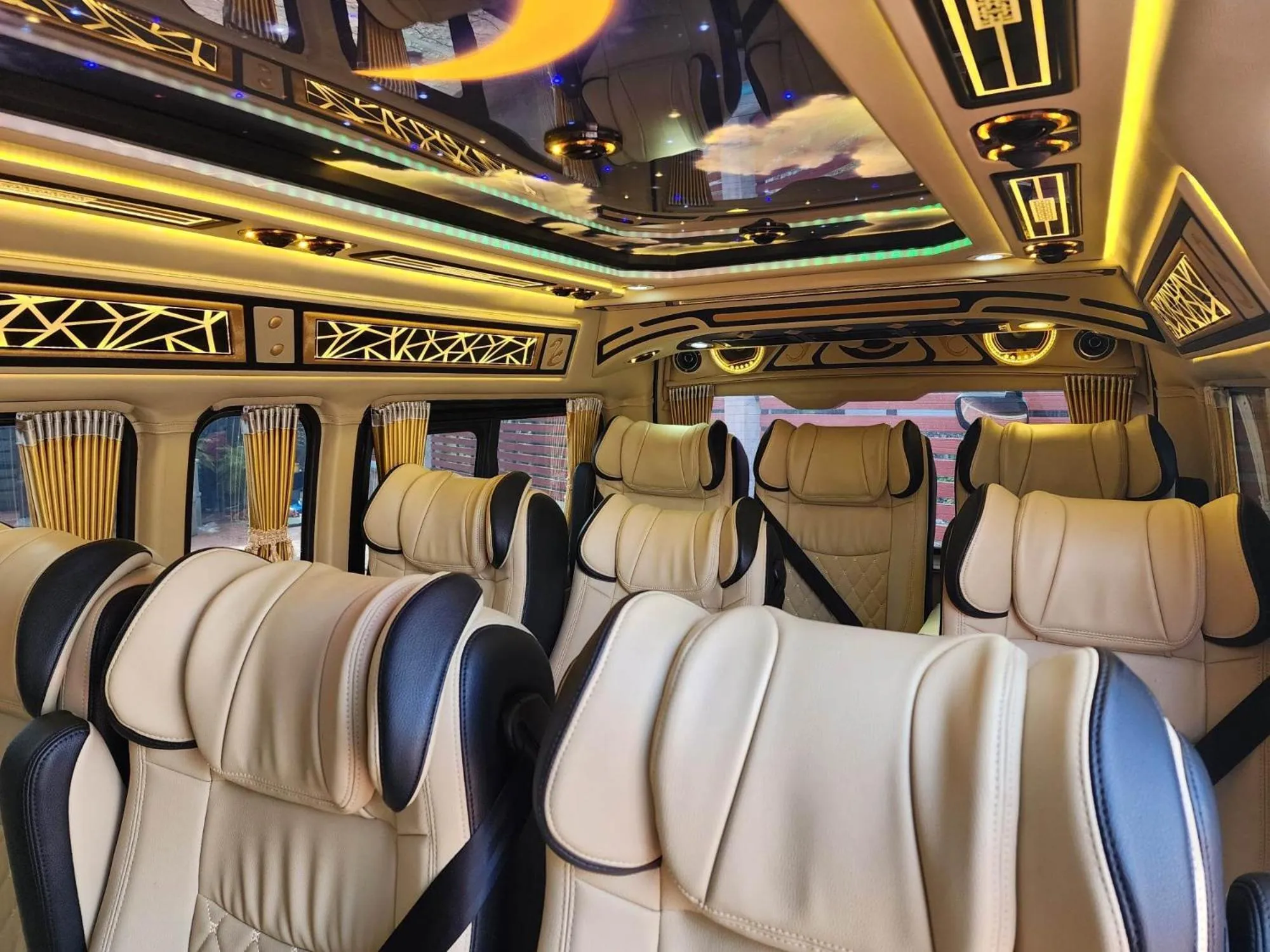 Baan Sabaijai Resort