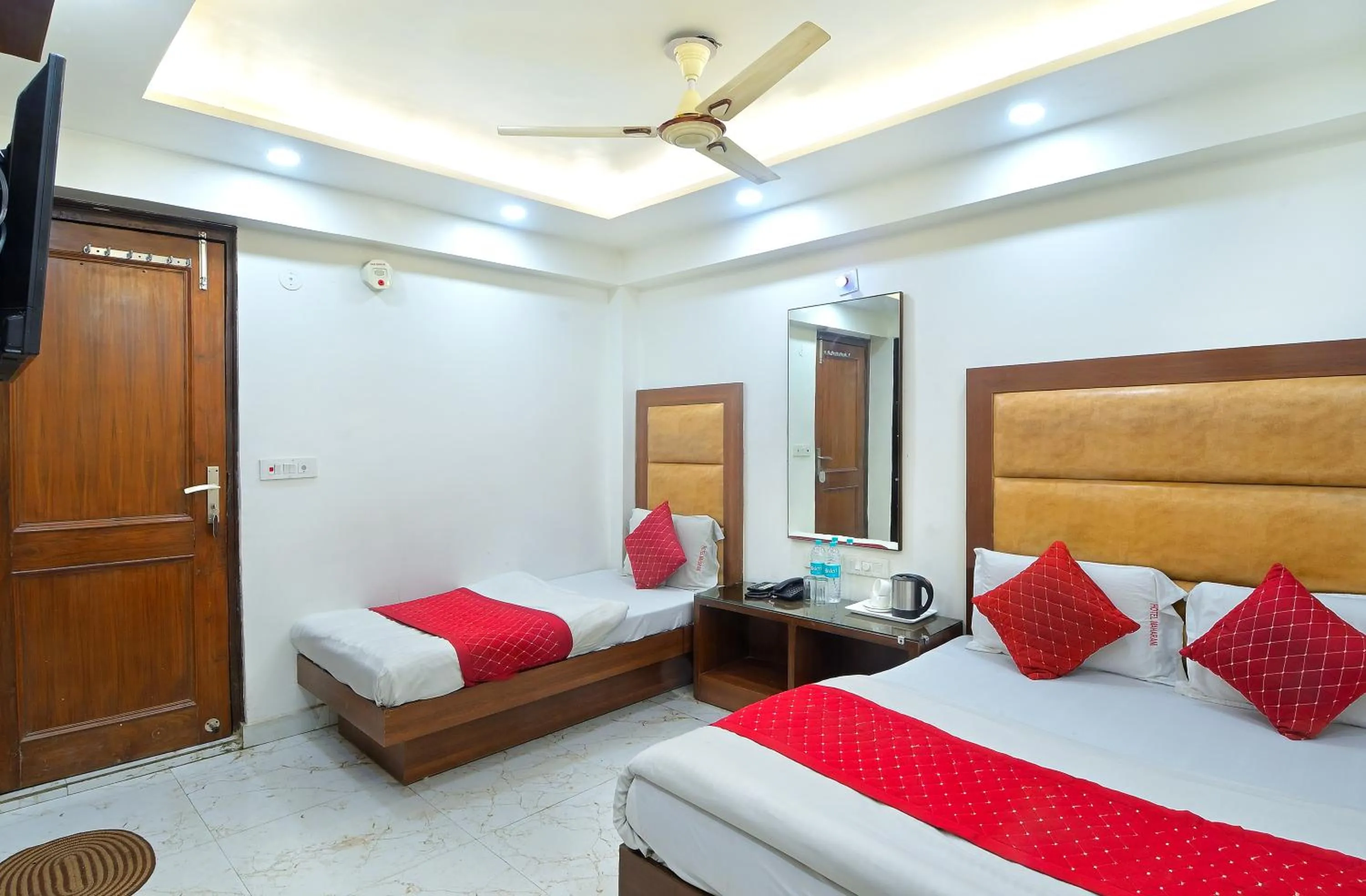 Bed in Hotel Maharani -New Delhi Railway Station - Paharganj