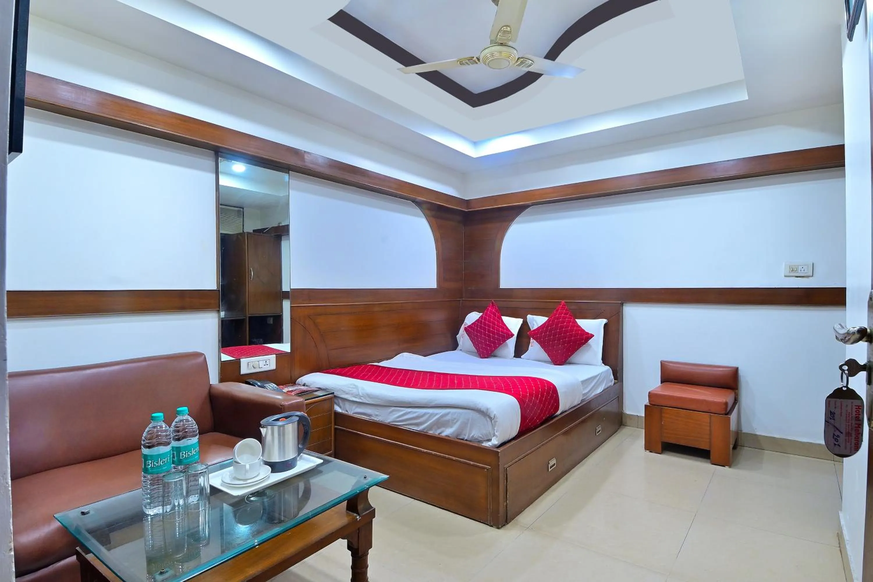 Bed in Hotel Maharani -New Delhi Railway Station - Paharganj