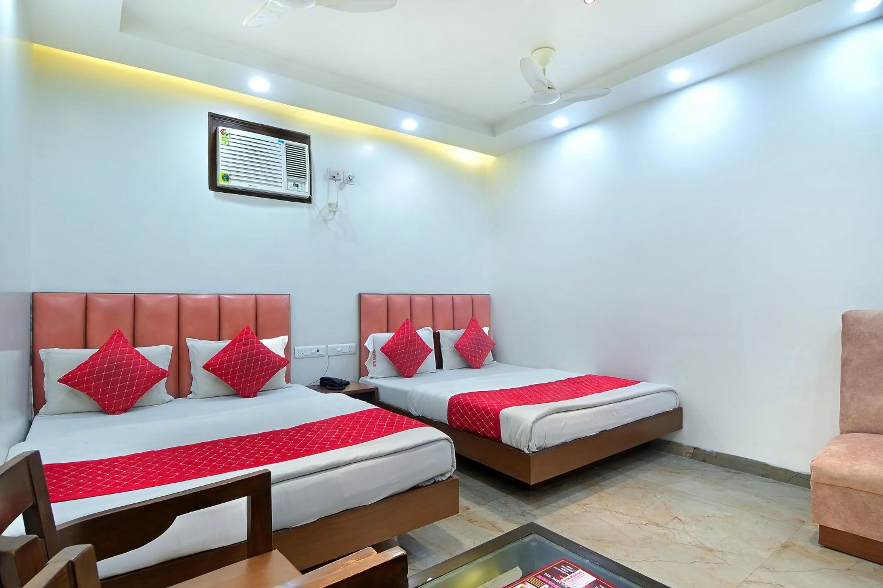 Bed in Hotel Maharani -New Delhi Railway Station - Paharganj