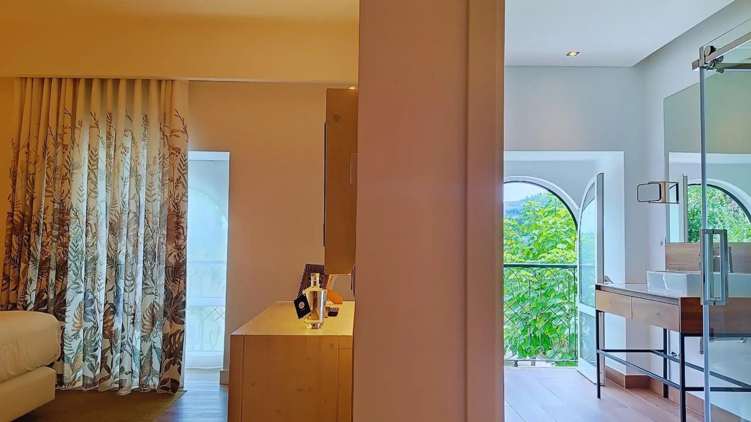 View (from property/room), Bed in Grande Hotel das Caldas da Felgueira View (from property/room), Bed in Grande Hotel das Caldas da Felgueira