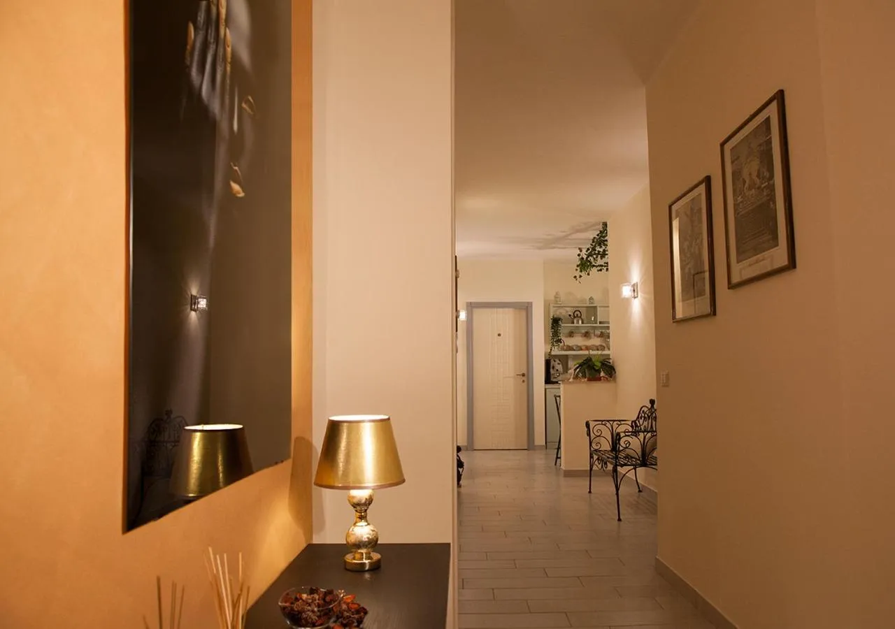 Decorative detail in b&b Napoli Capitale