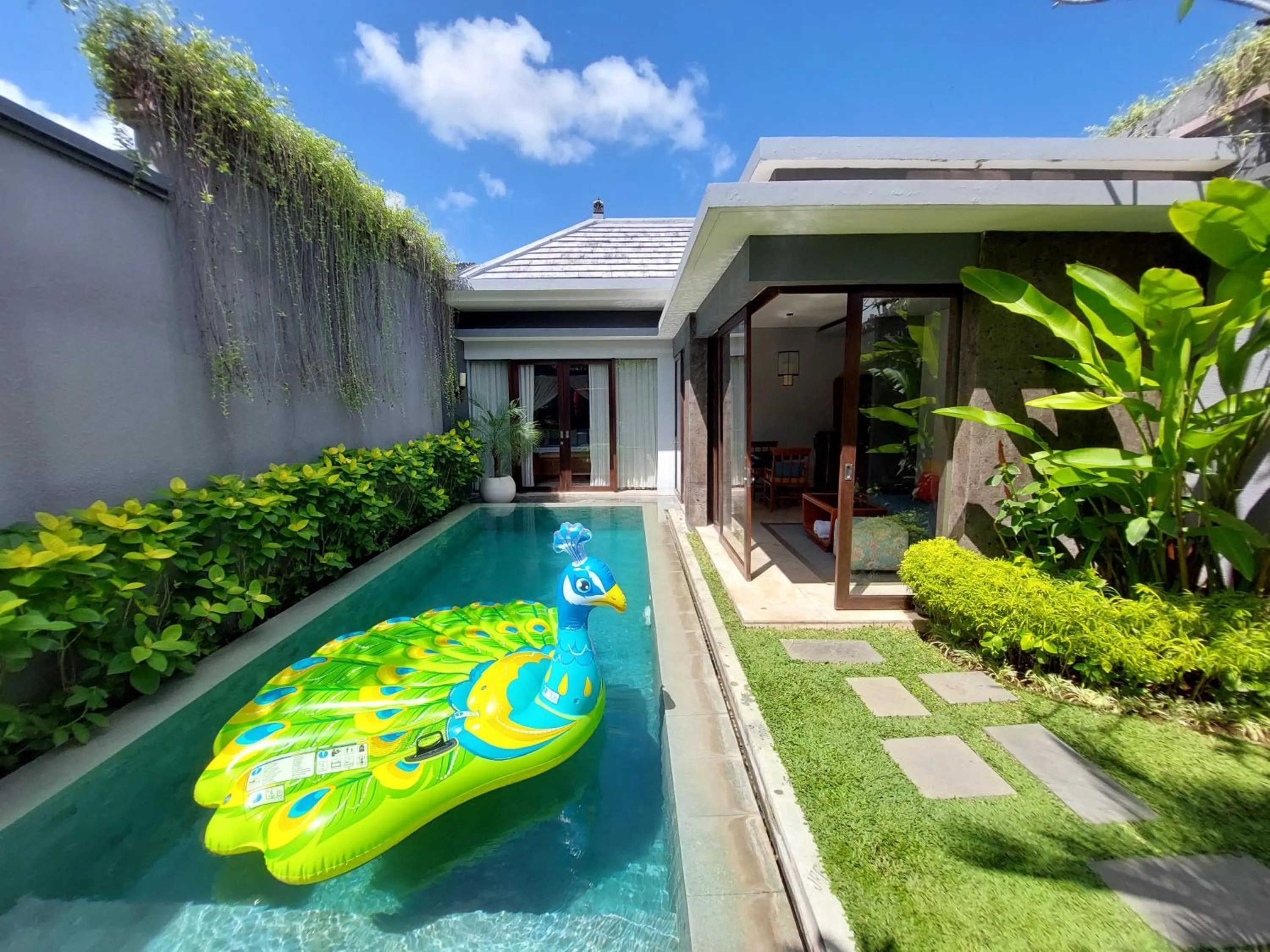 Spring in Seminyak Icon - by Karaniya Experience - CHSE certified