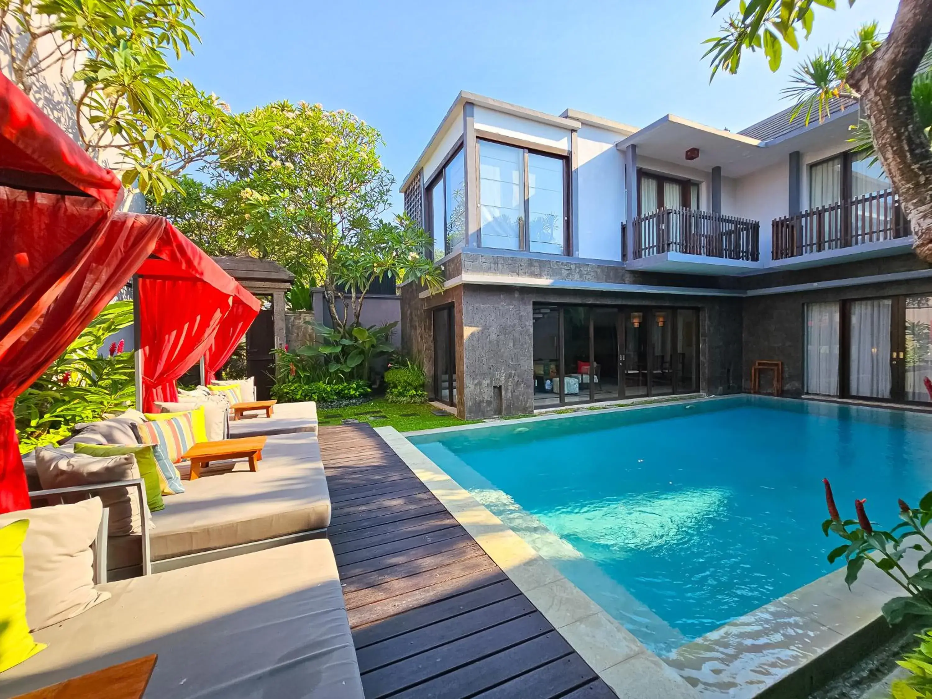 Property building in Seminyak Icon - by Karaniya Experience - CHSE certified Property building in Seminyak Icon - by Karaniya Experience - CHSE certified