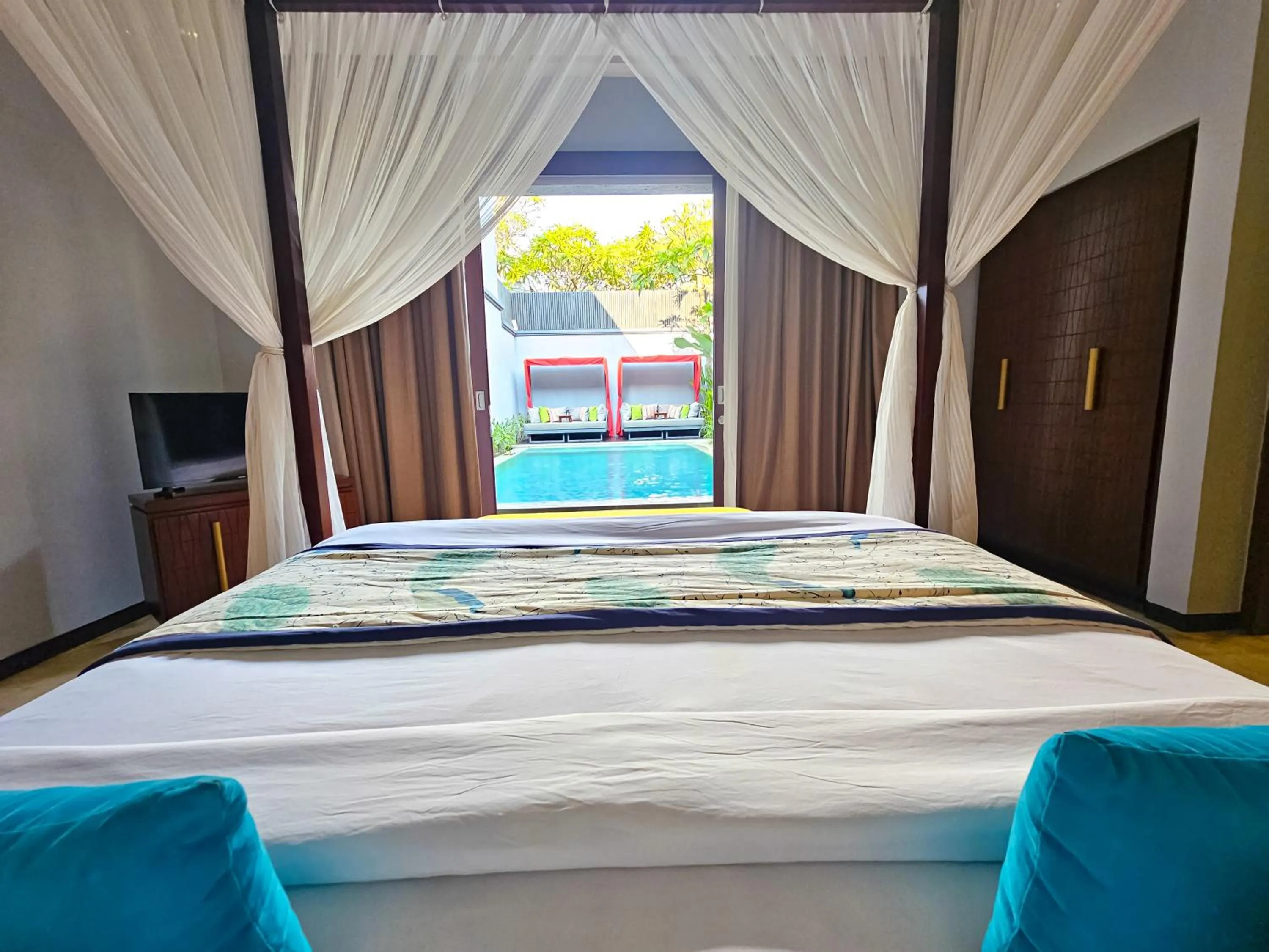 Bed in Seminyak Icon - by Karaniya Experience - CHSE certified