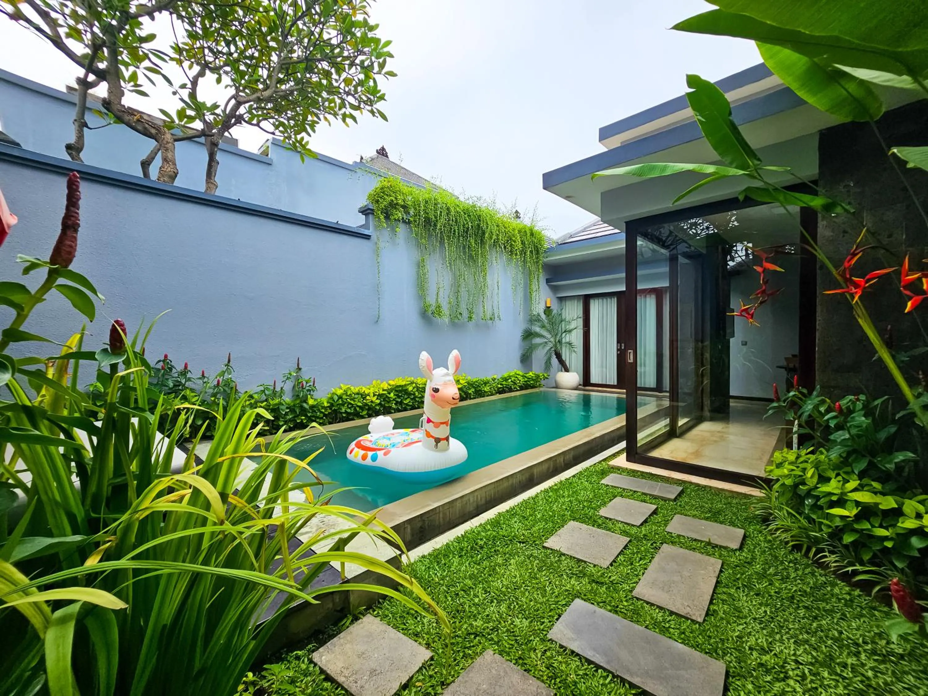 Patio in Seminyak Icon - by Karaniya Experience - CHSE certified