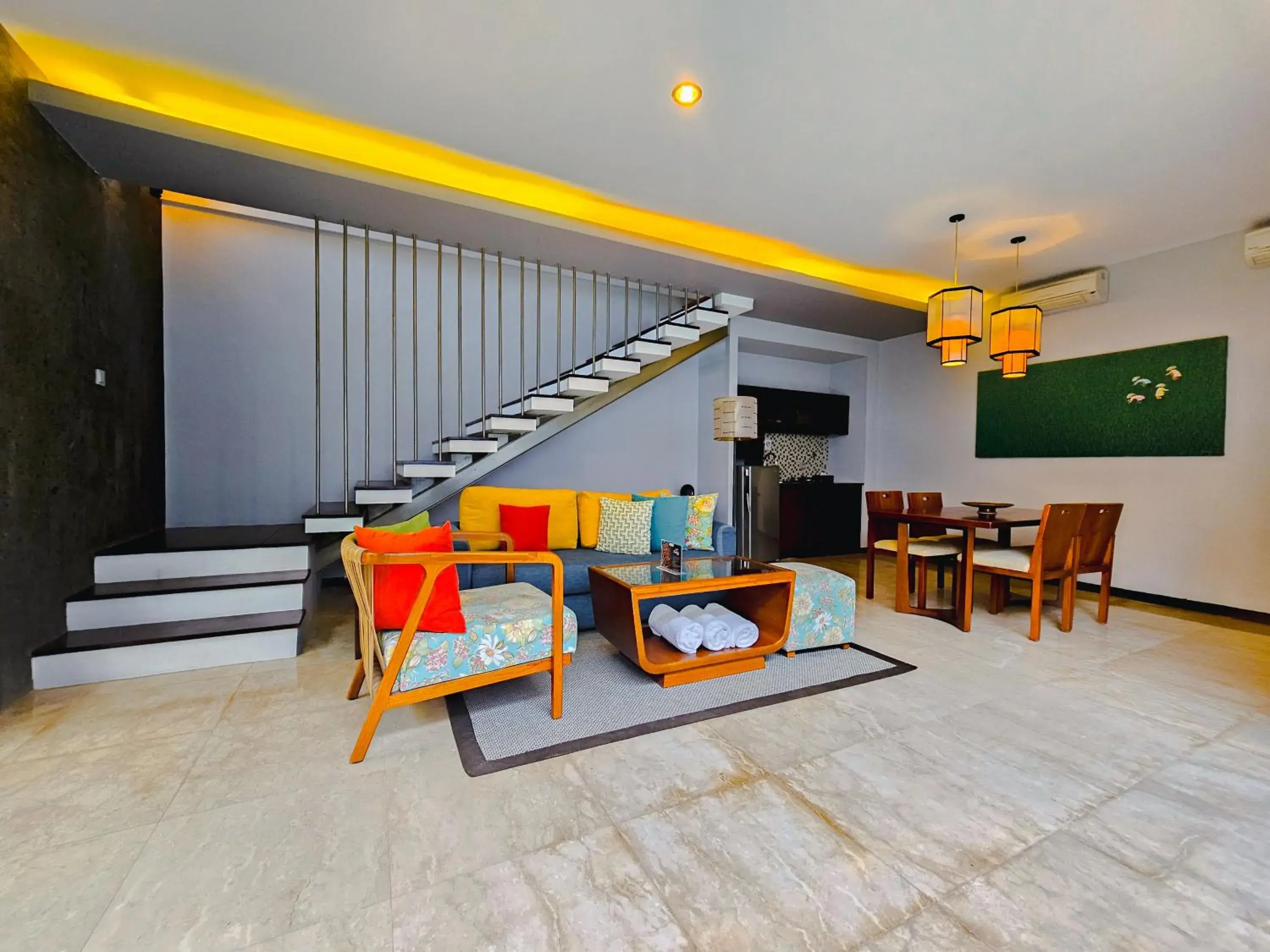 Living room in Seminyak Icon - by Karaniya Experience - CHSE certified Living room in Seminyak Icon - by Karaniya Experience - CHSE certified