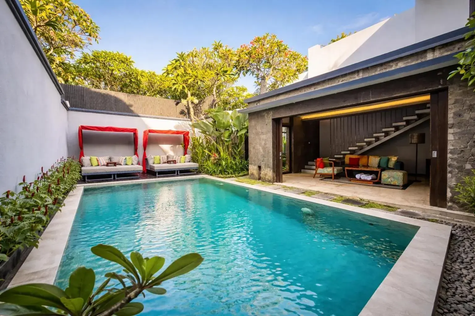 Swimming pool in Seminyak Icon - by Karaniya Experience - CHSE certified Swimming pool in Seminyak Icon - by Karaniya Experience - CHSE certified