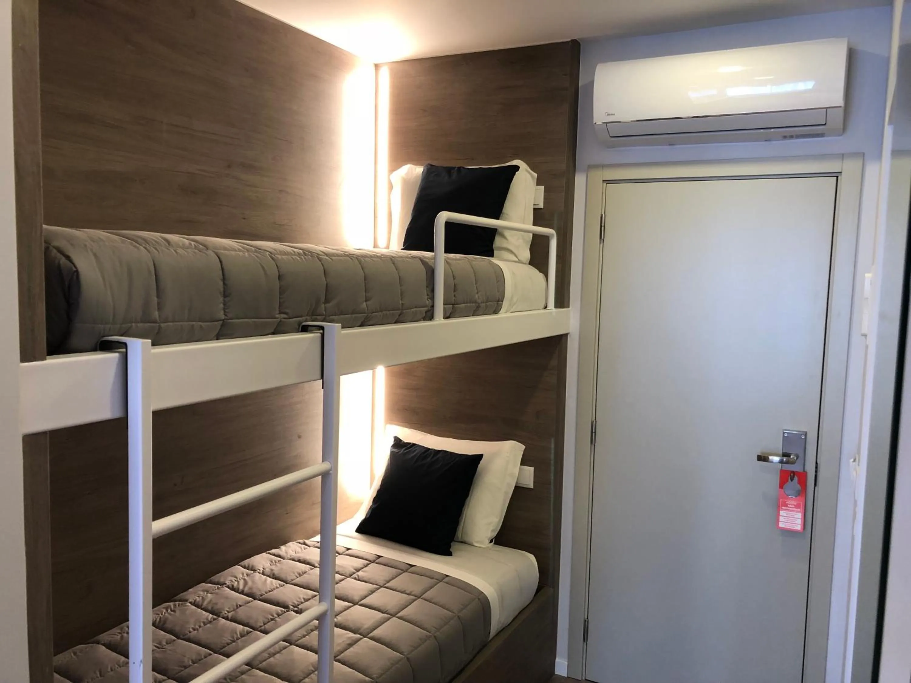 bunk bed, Bed in Hotel do Parque