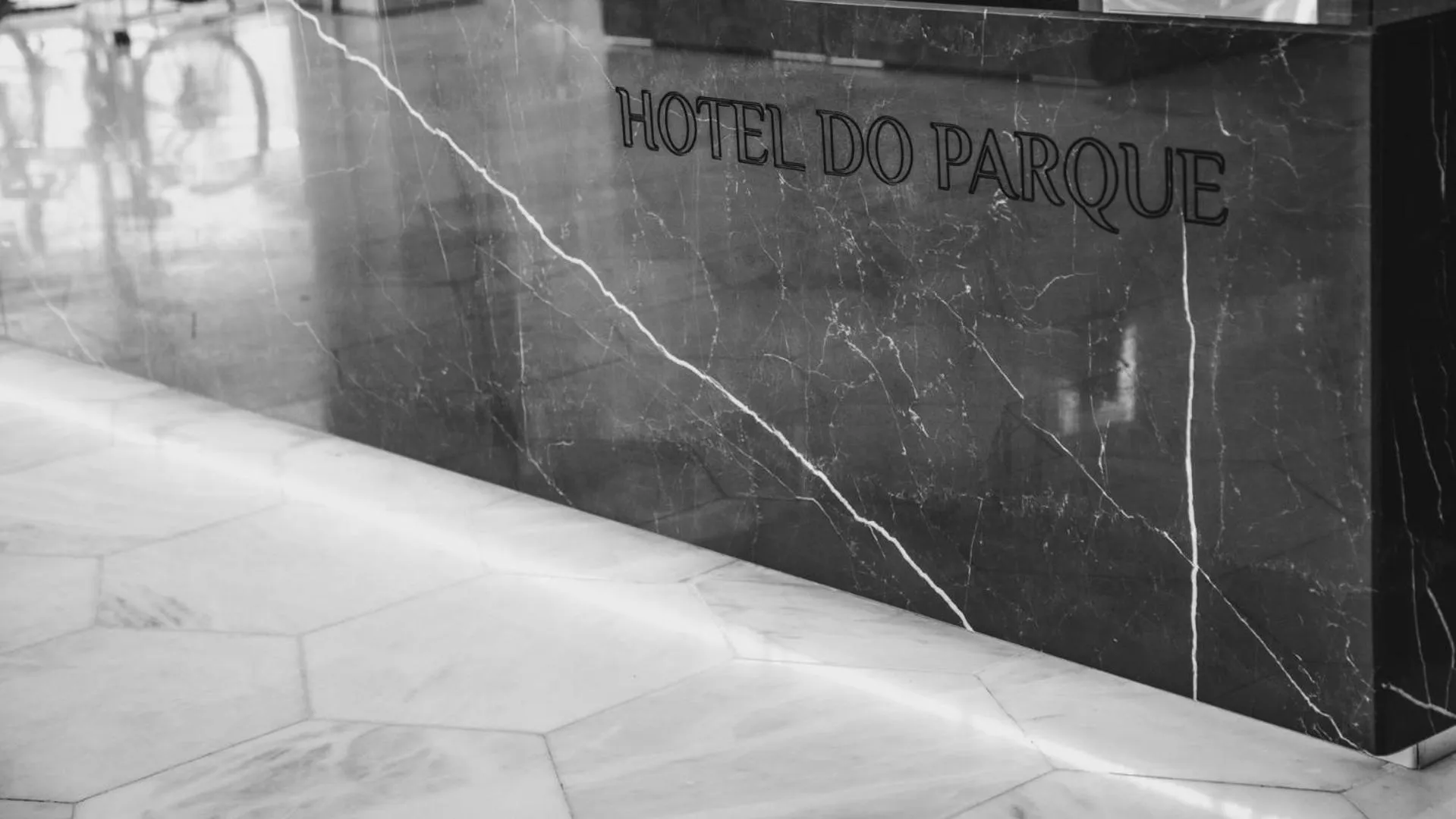 Decorative detail in Hotel do Parque