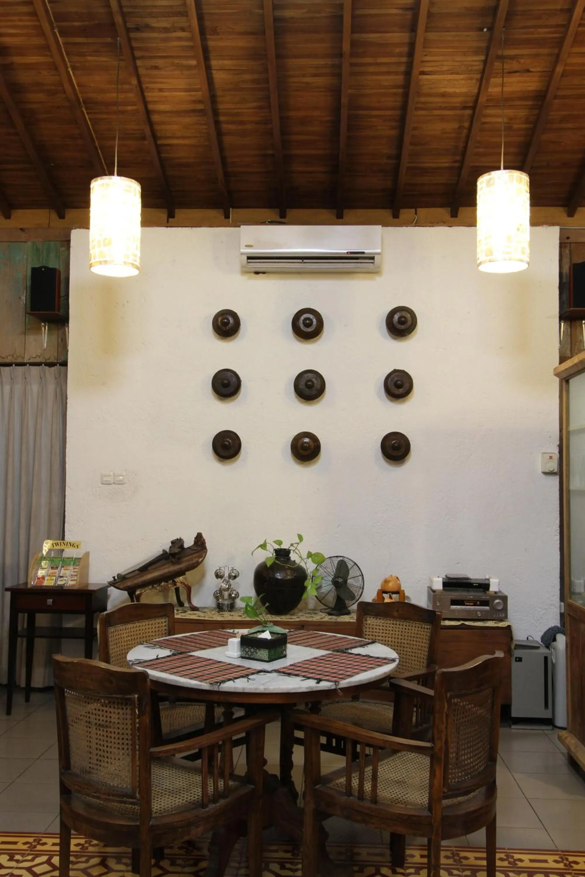 Lounge or bar in Rumah Batu Boutique Hotel