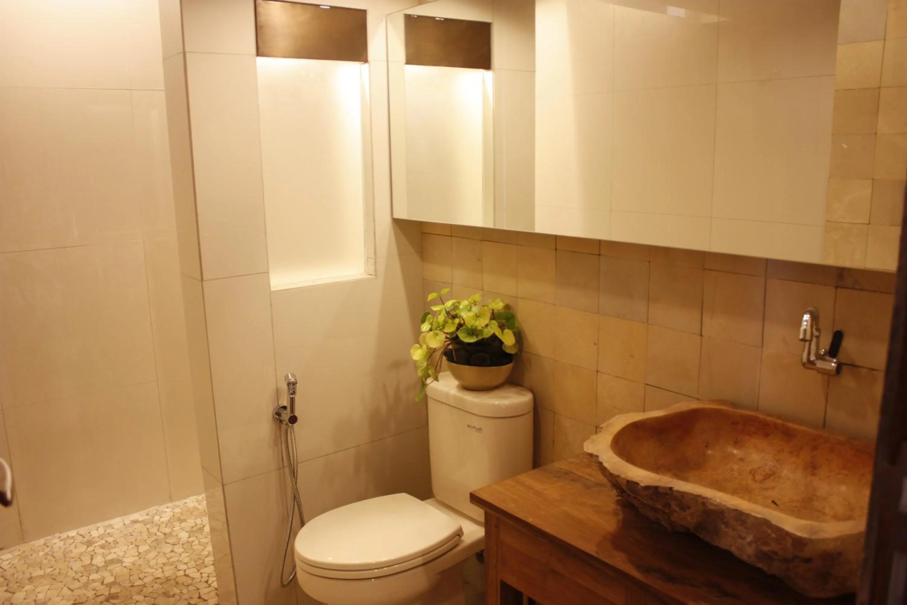 Shower in Rumah Batu Boutique Hotel