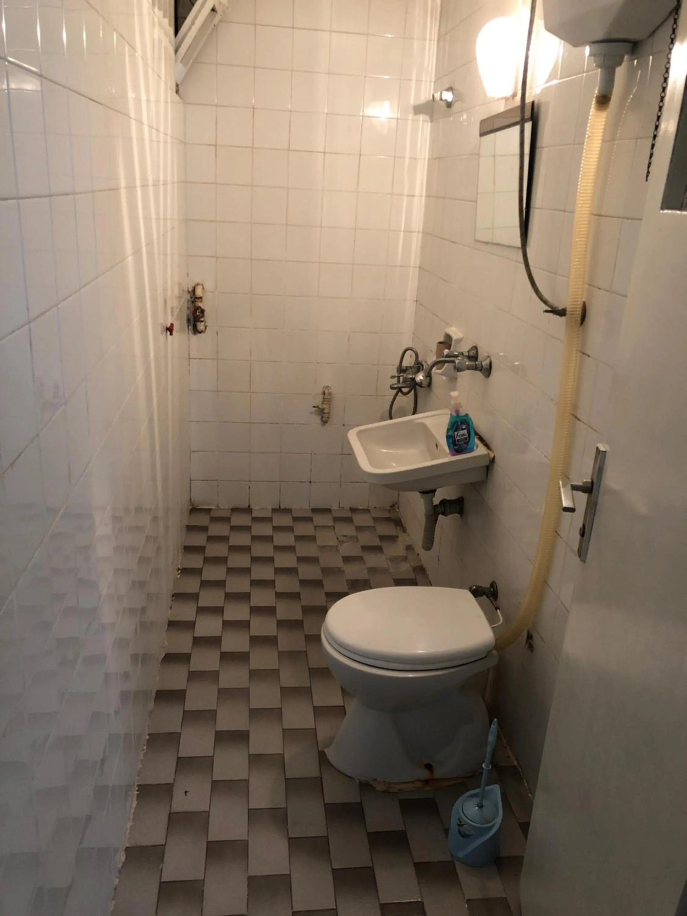 Shower in Ersoy Ak Pansiyon