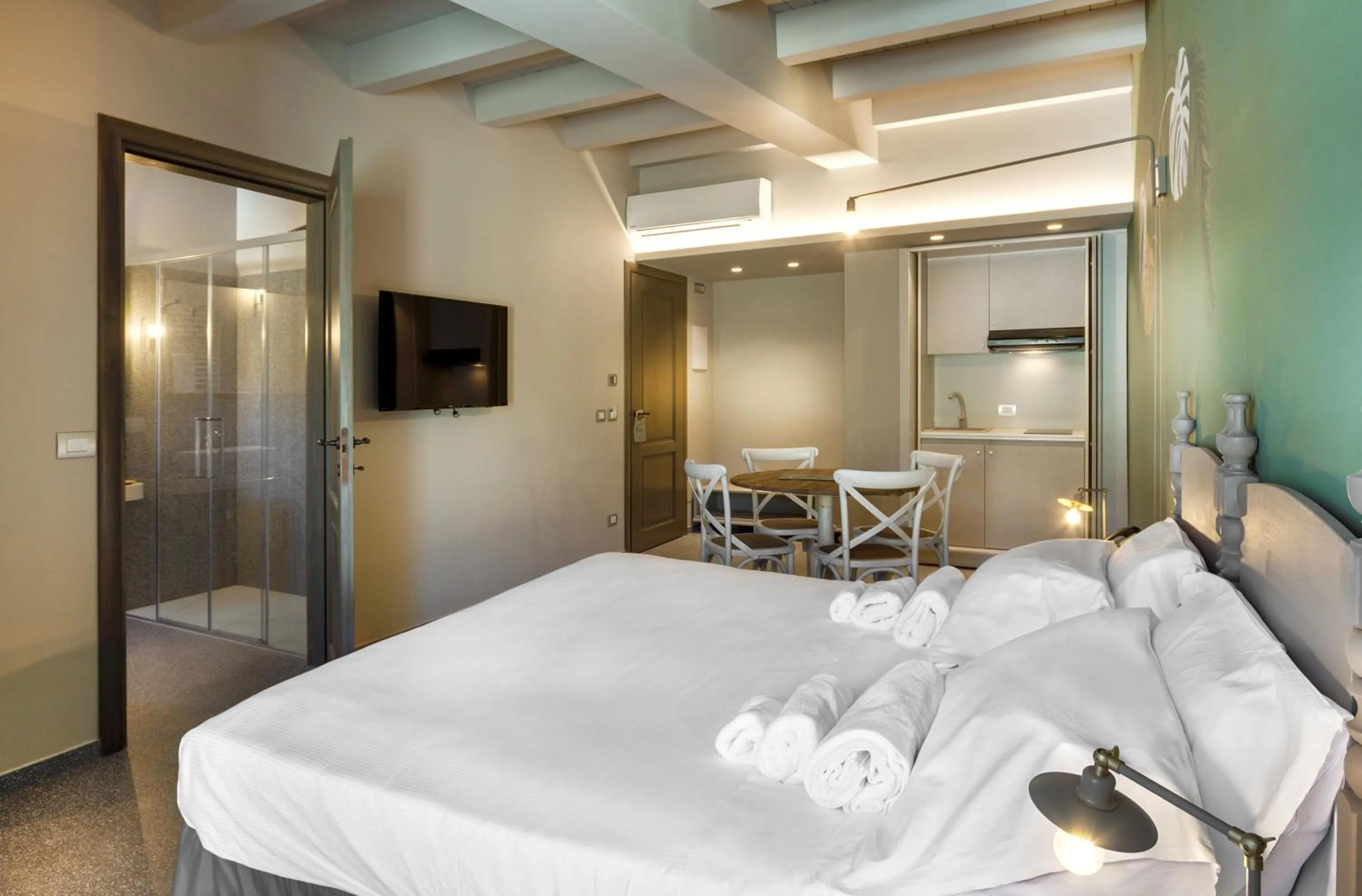 Bed in Relais Chiaramonte