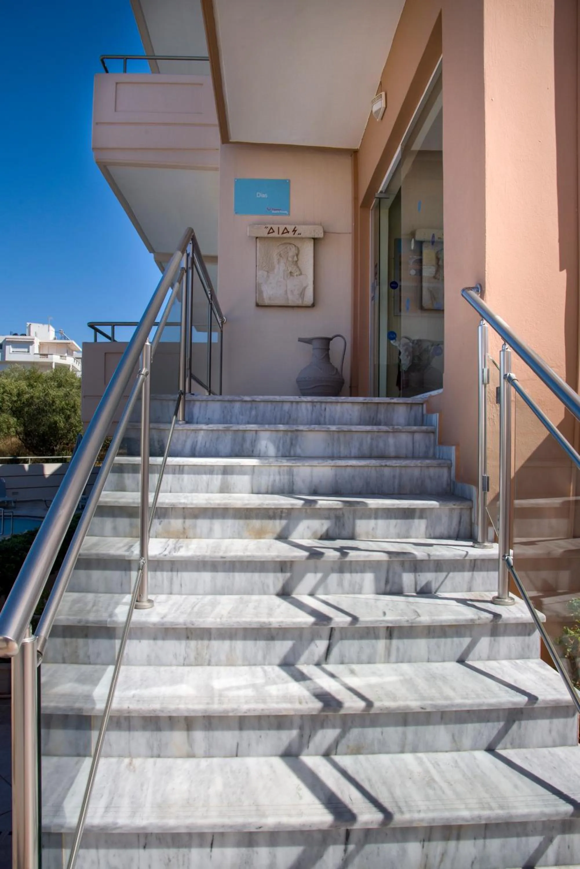 Facade/entrance in Dias Hotel Apartments