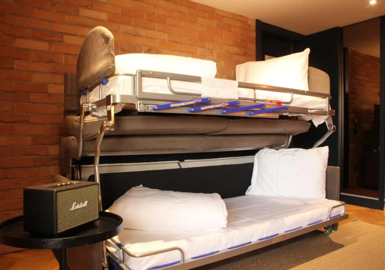 Bedroom, Bed in Caro Hotel Bedroom, Bed in Caro Hotel