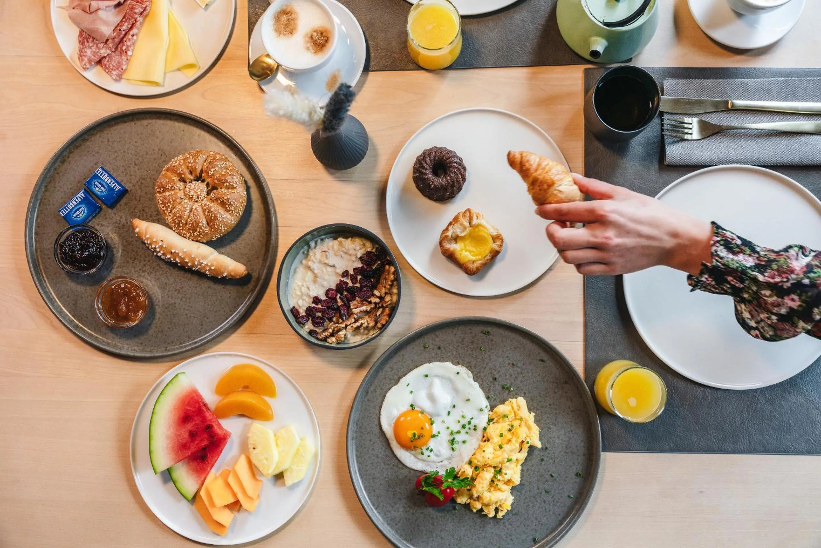 Food and drinks in ARPURIA - 4 Star Superior - Adults Only