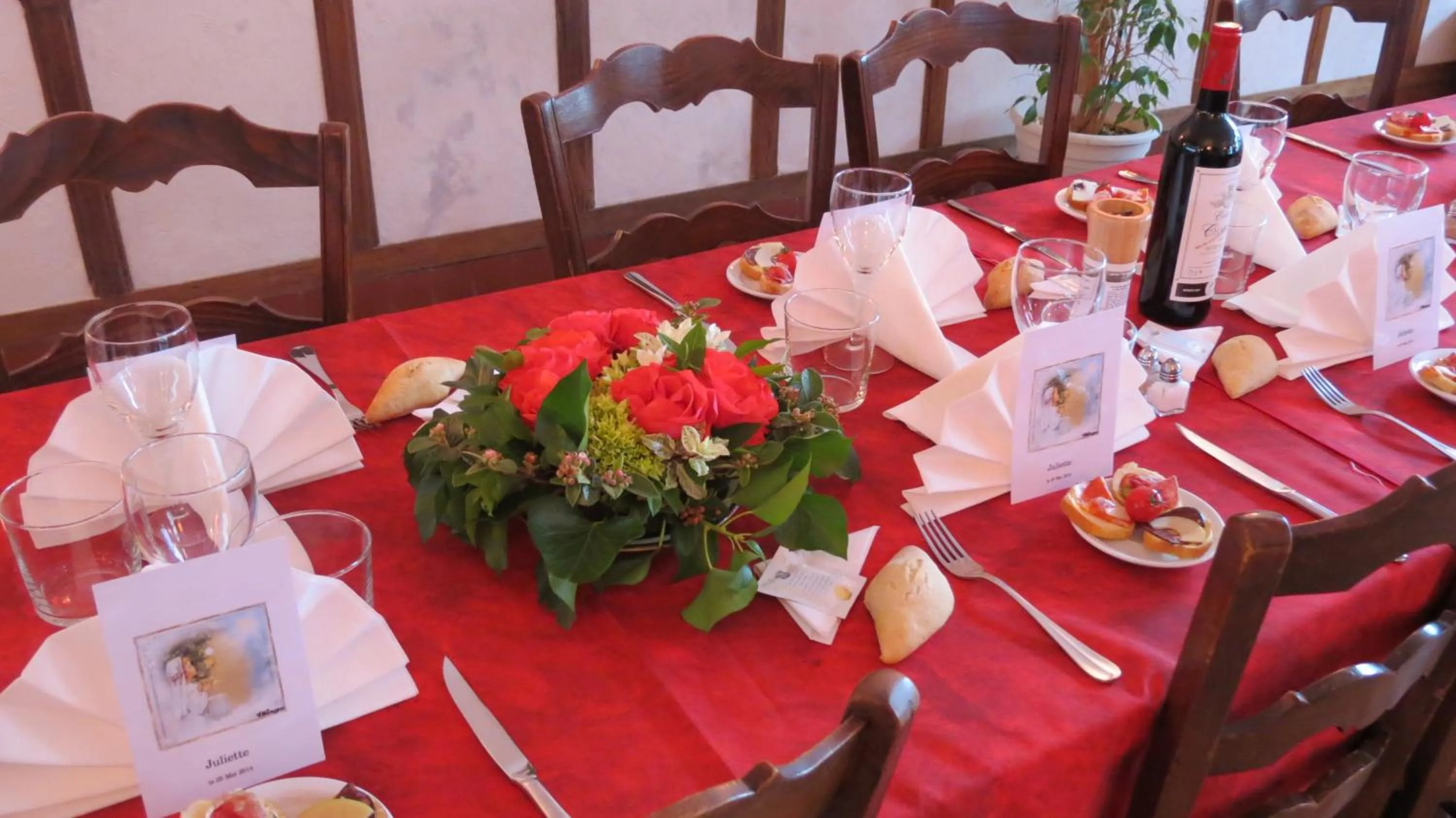 Restaurant/places to eat in Hotel Au Petit Béarn